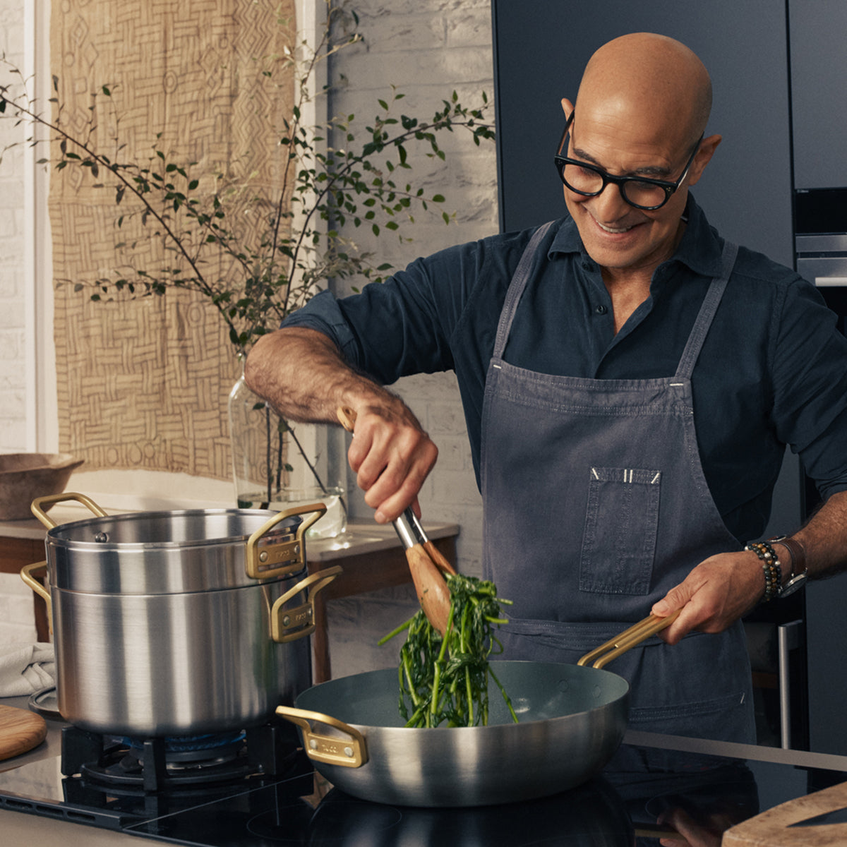 Stanley Tucci™ Uncoated Stainless Steel 6.5-Quart Stanley Pan with Lid - Image 11