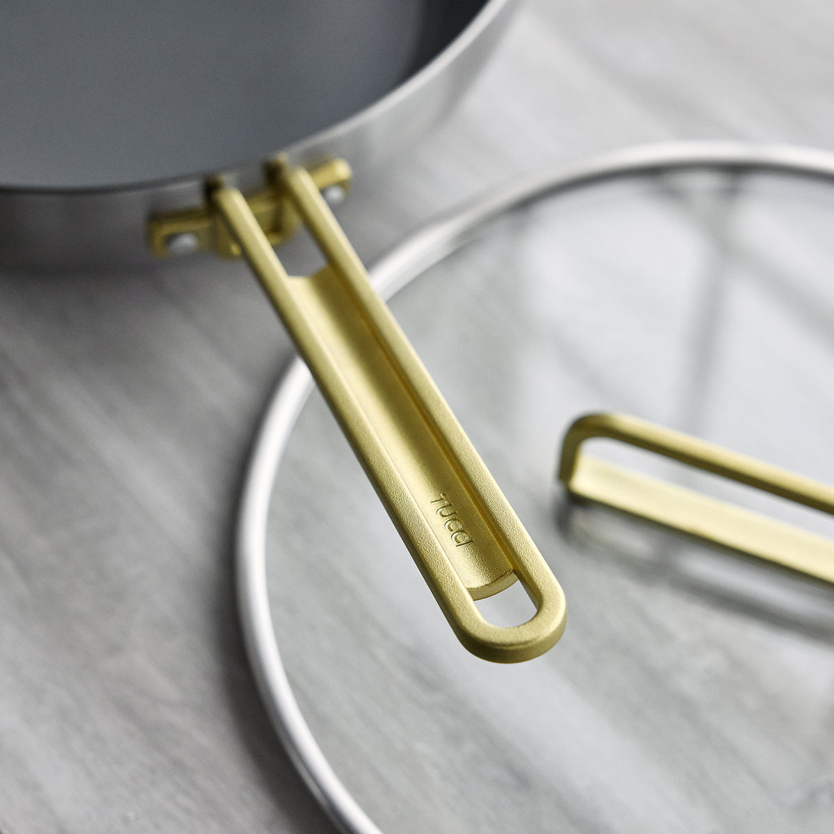 Stanley Tucci™ Stainless Steel Ceramic Nonstick 6.5-Quart Essential Stanley Pan with Lid | Champagne Handle - Image 9