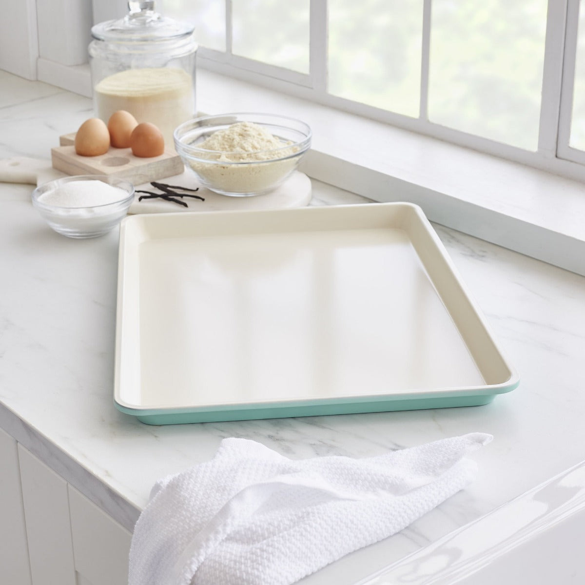 GreenLife Ceramic Nonstick 18 x 13 Cookie Sheet | Turquoise - Image 2