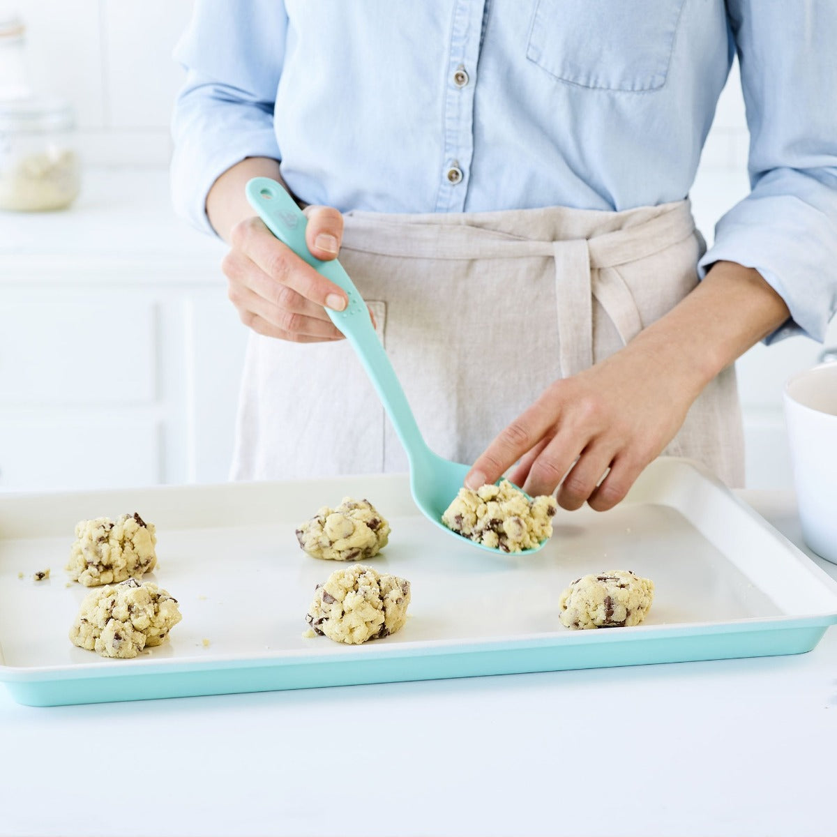 GreenLife Ceramic Nonstick 18 x 13 Cookie Sheet | Turquoise - Image 4