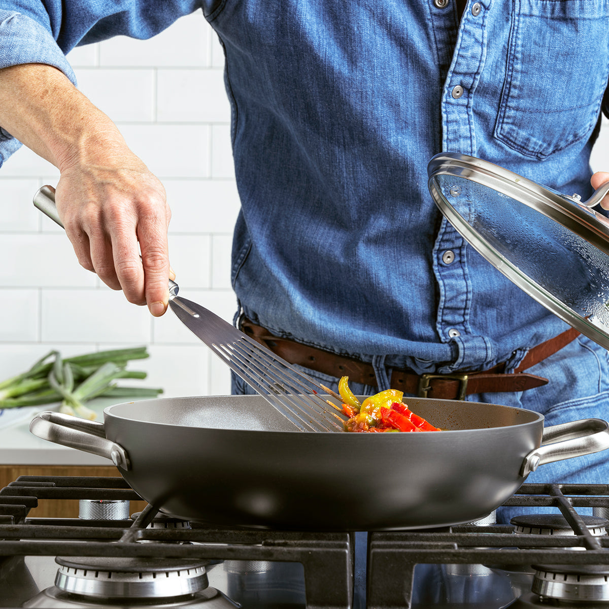 Chatham Ceramic Nonstick 11 Everyday Pan with Lid - Image 4