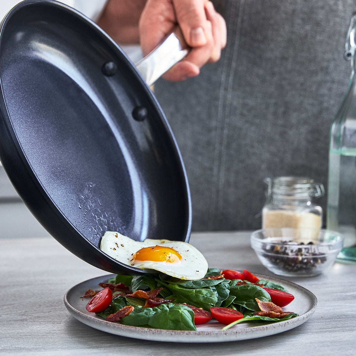 Chatham Black Ceramic Nonstick 10 and 12 Frypan Set - Image 3