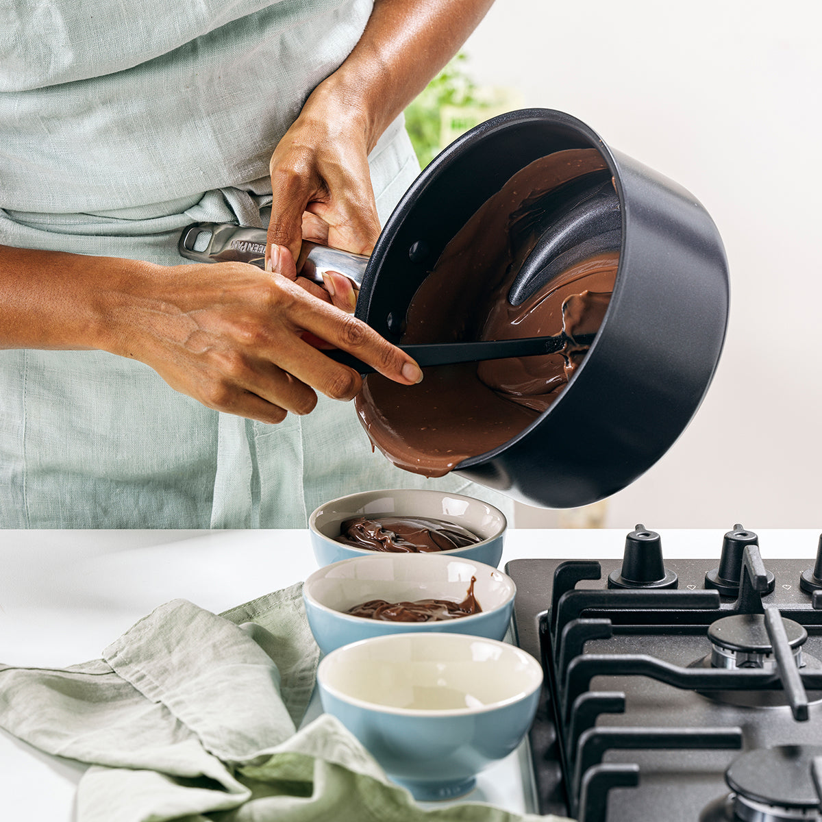 Chatham Black Ceramic Nonstick 5-Piece Cookware Set - Image 7