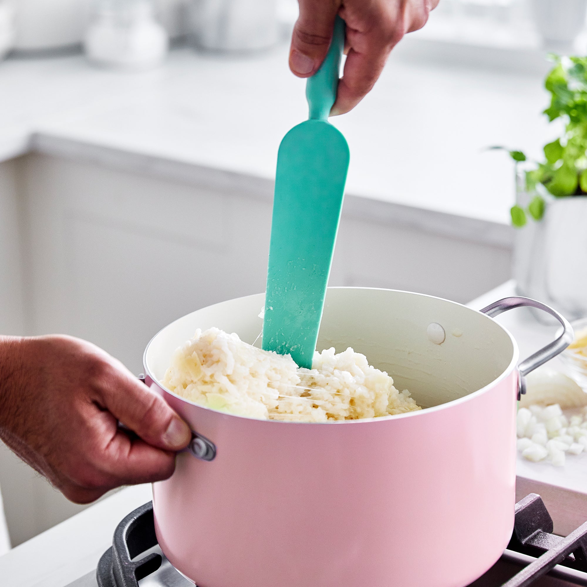 GreenLife Easy Reach Silicone Spatula. 2-Piece Set | Turquoise - Image 5