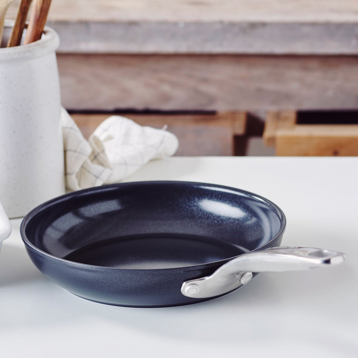 Chatham Black Ceramic Nonstick 8 Frypan - Image 2