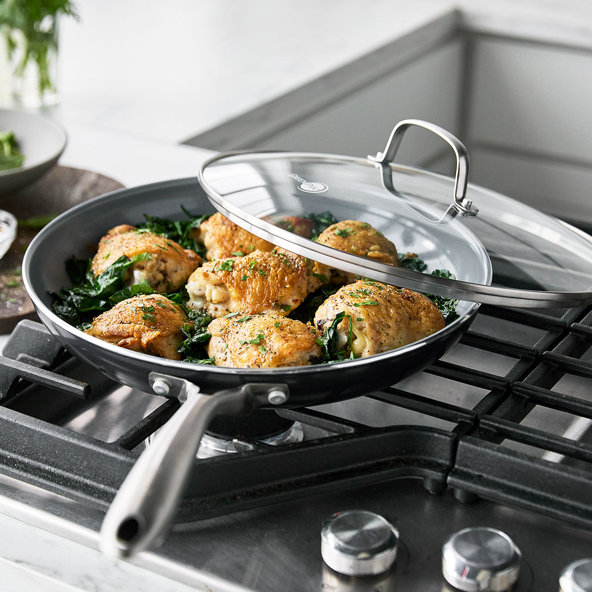 Swift Ceramic Nonstick 12 Frypan with Lid - Image 3