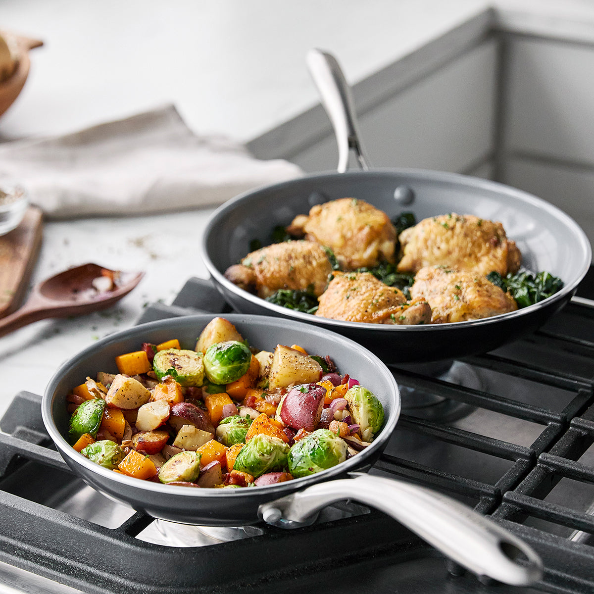 Swift Ceramic Nonstick 8 and 10 Frypan Set - Image 3