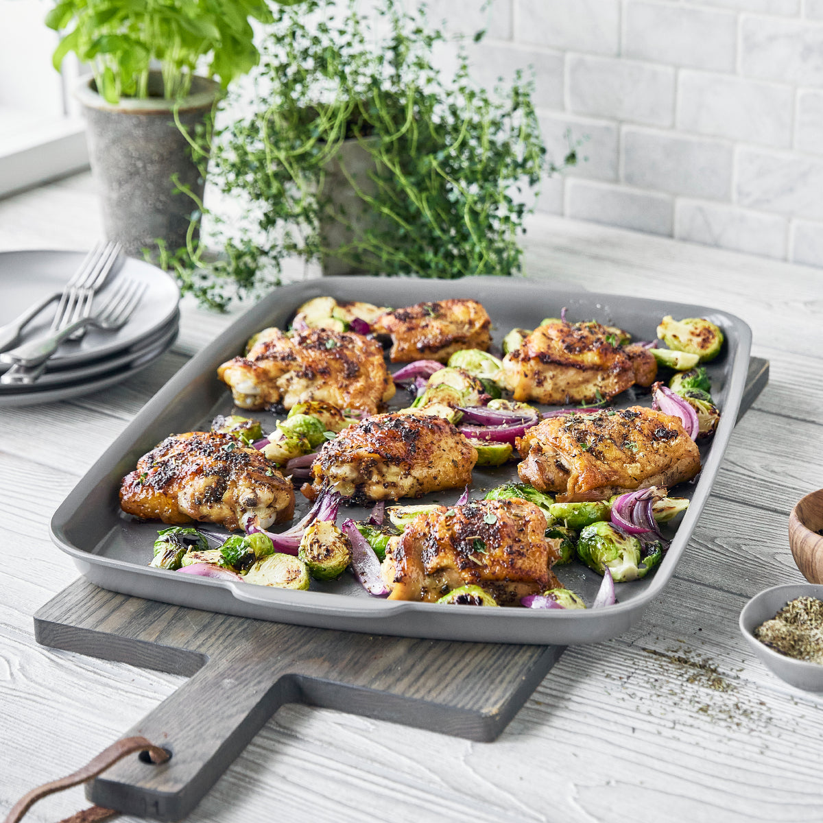 Premiere Ovenware Ceramic Nonstick 18 x 13 Half Sheet Pan | Gray - Image 8