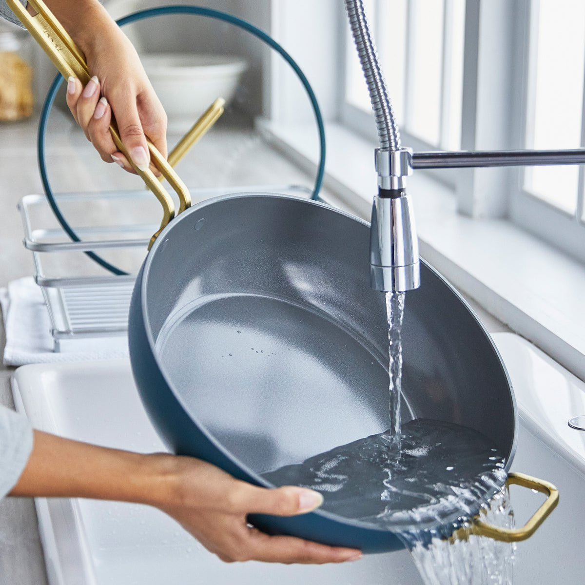Stanley Tucci™ Ceramic Nonstick 6.5-Quart Essential Stanley Pan | Venetian Teal - Image 13