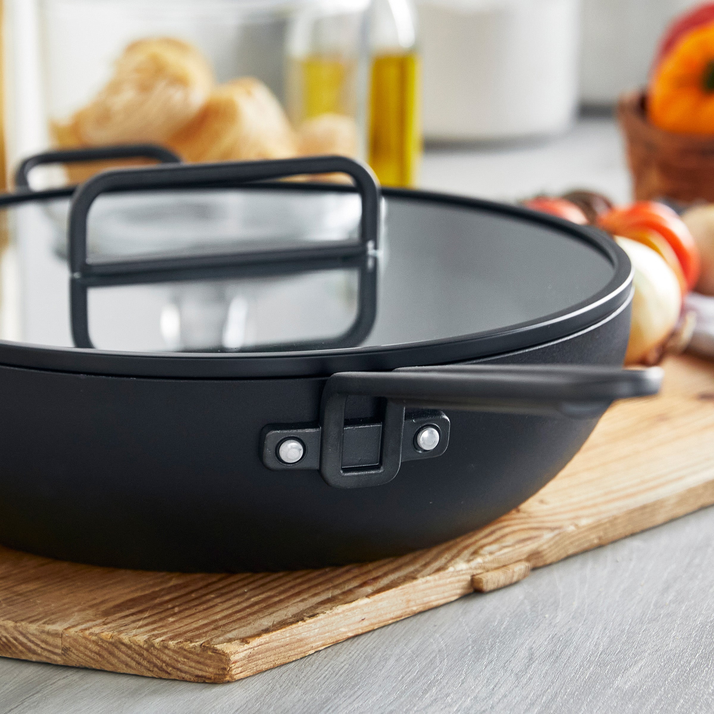 Stanley Tucci™ Ceramic Nonstick 6.5-Quart Essential Stanley Pan | Milano Black - Image 5
