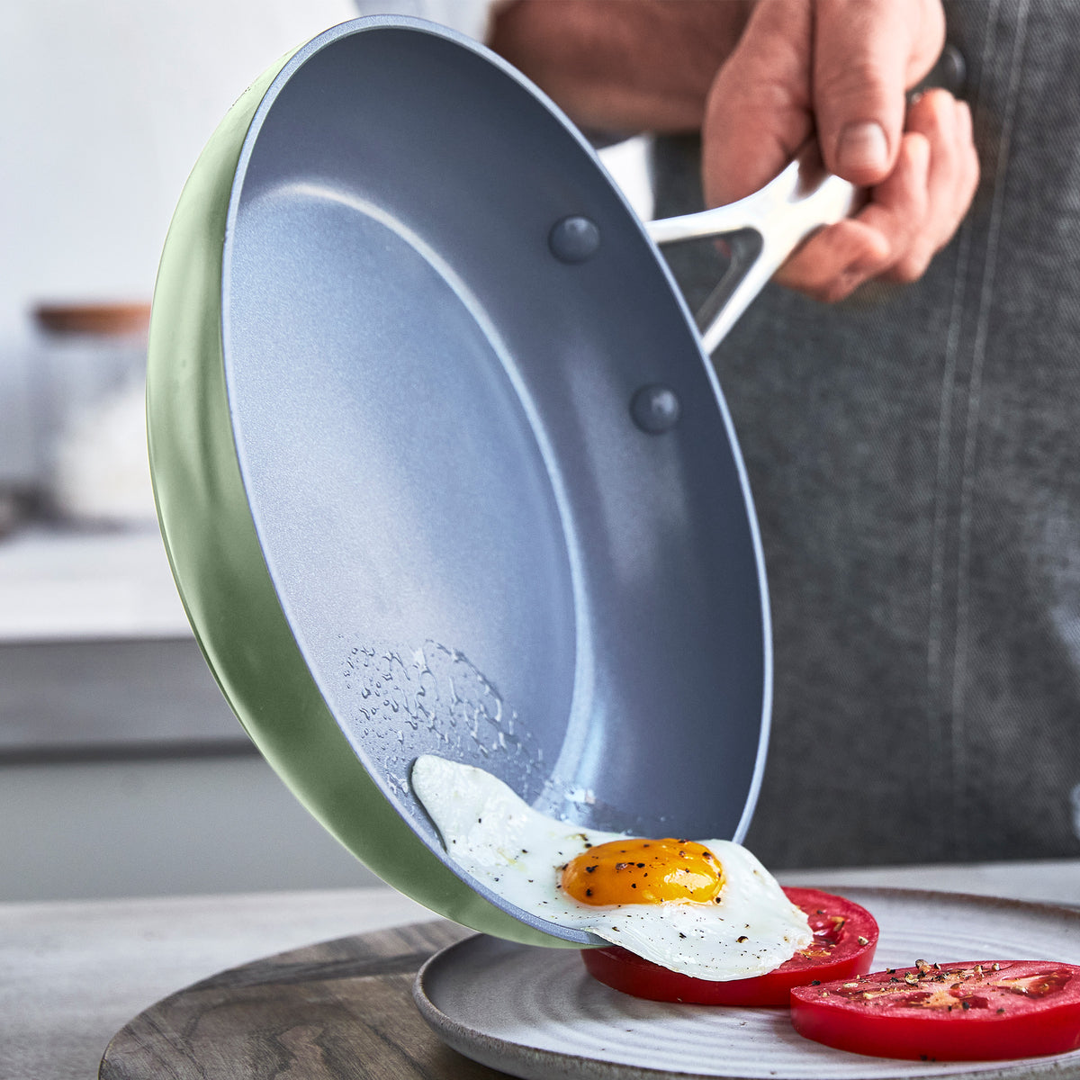 Valencia Pro Ceramic Nonstick 8. 9.5. and 11 Frypan Set | Sage - Image 6