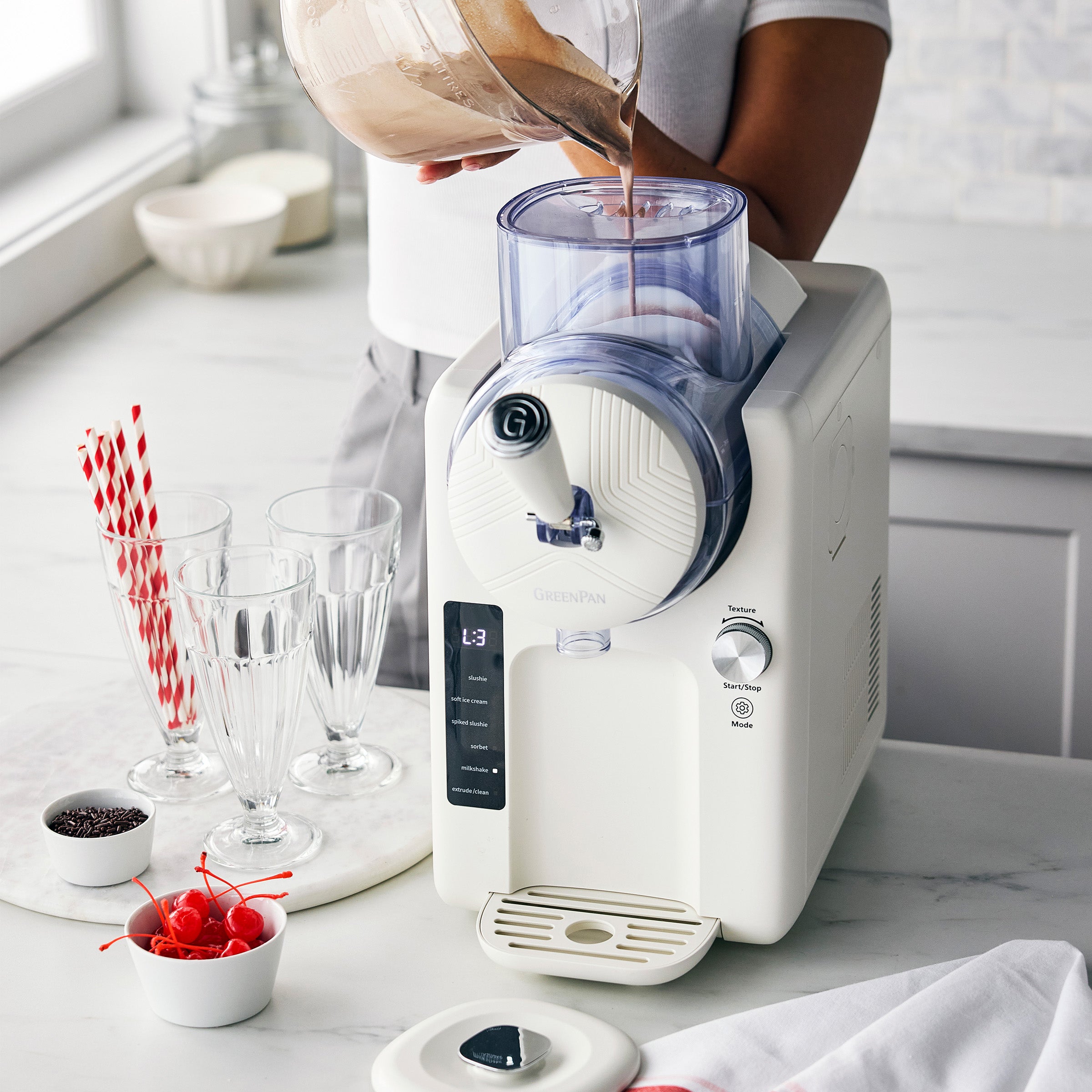 Frost Classic 15-in-1 Ice Cream & Frozen Drink Maker | Cream - Image 13