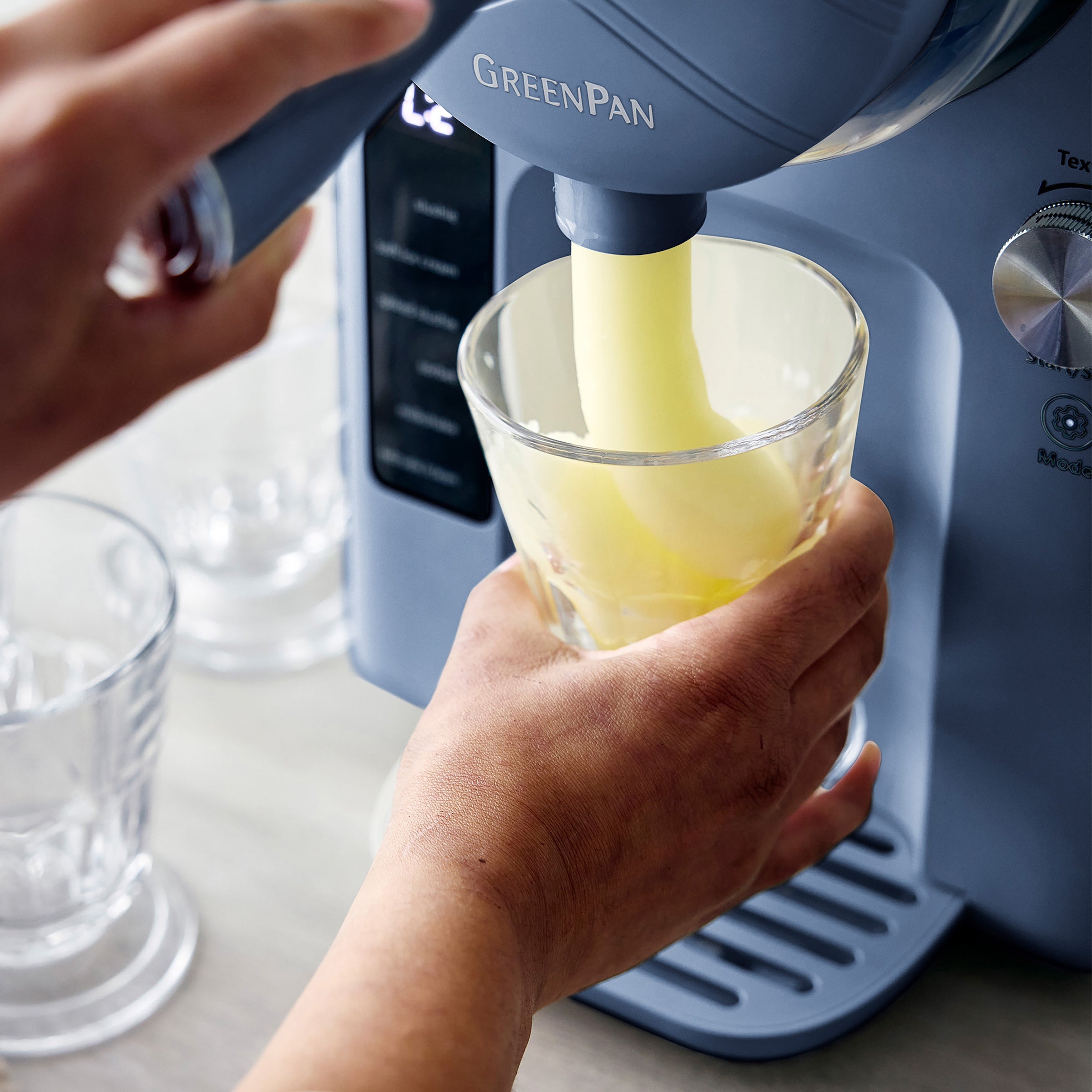 Frost Classic 15-in-1 Ice Cream & Frozen Drink Maker | Berry - Image 16
