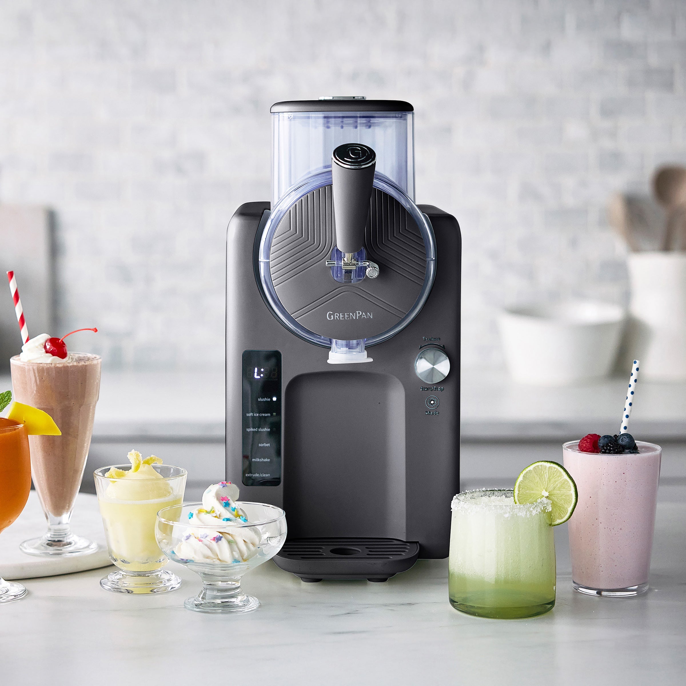 Frost Classic 15-in-1 Ice Cream & Frozen Drink Maker | Licorice - Image 3