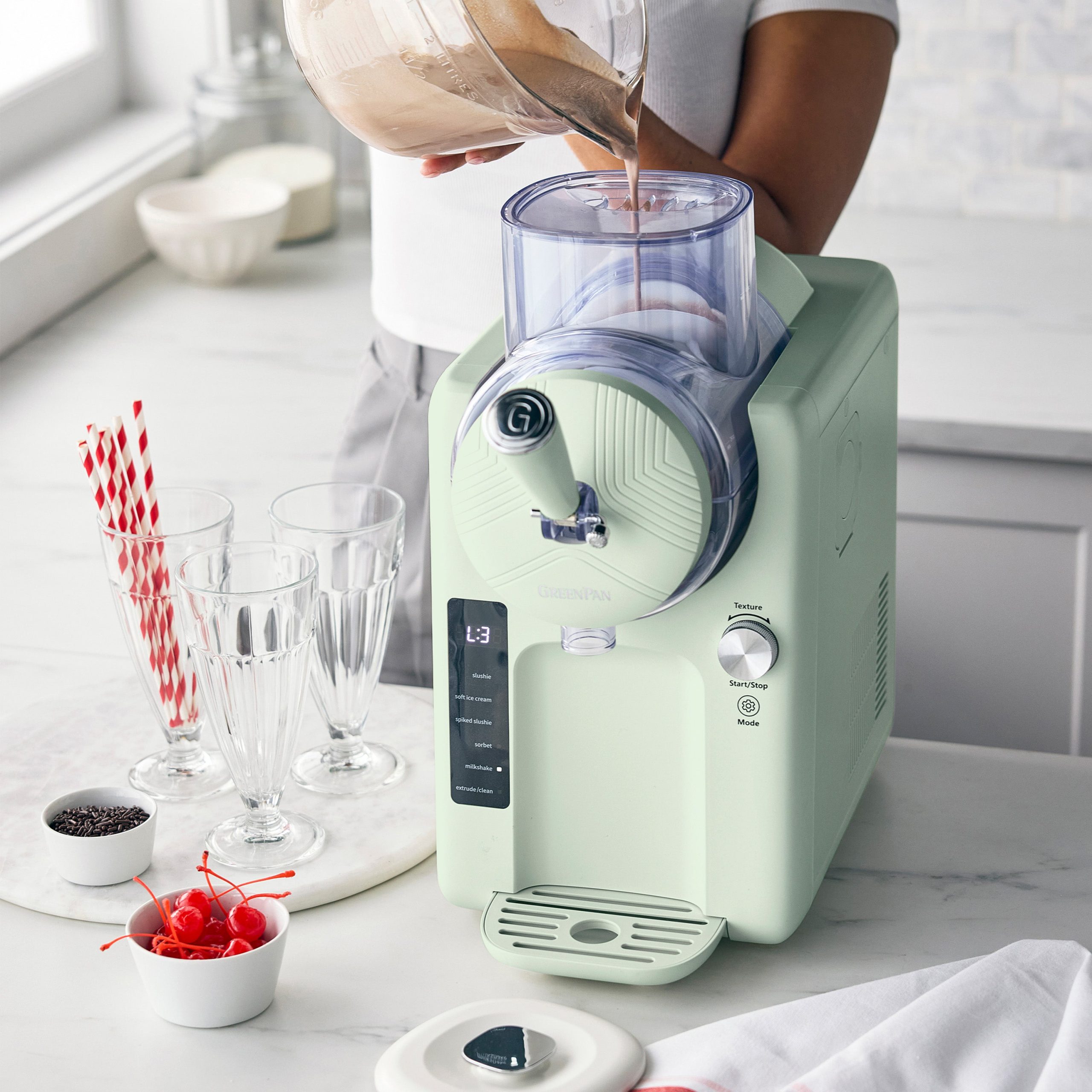 Frost Classic 15-in-1 Ice Cream & Frozen Drink Maker | Pistachio - Image 12