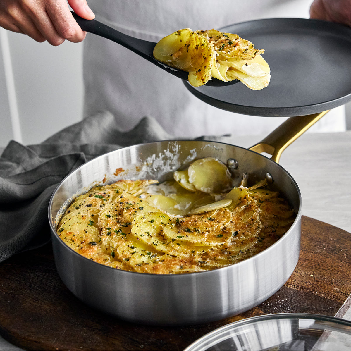 Reserve Stainless Steel 10-Piece Cookware Set - Image 5