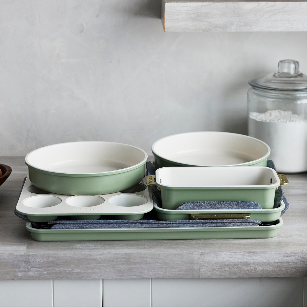 Reserve Bakeware 7-Piece Set | Sage - Image 6