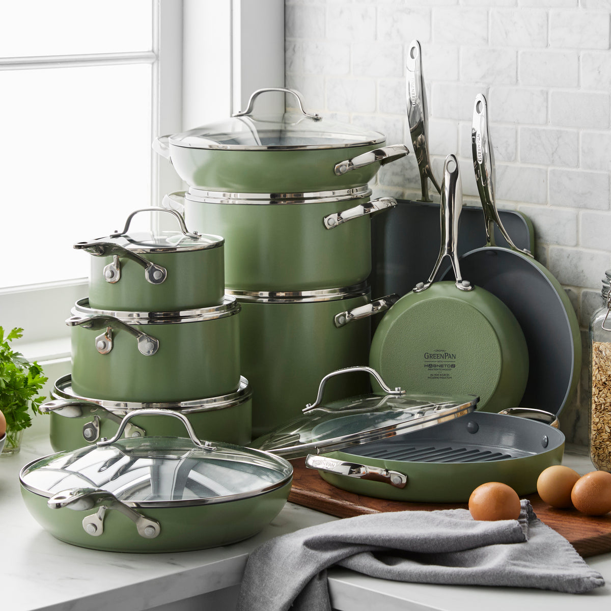 Valencia Pro Ceramic Nonstick 19-Piece Cookware Set | Sage - Image 2
