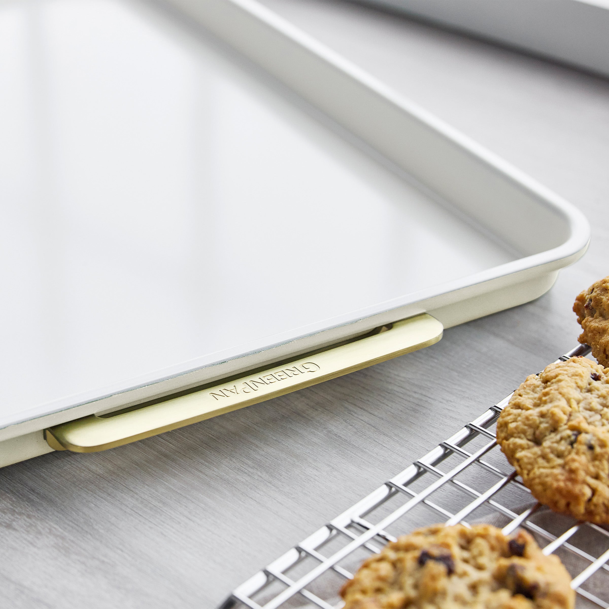 Reserve Bakeware 2-Piece 13 x 18 Half Sheet Pan Set | Cream - Image 6