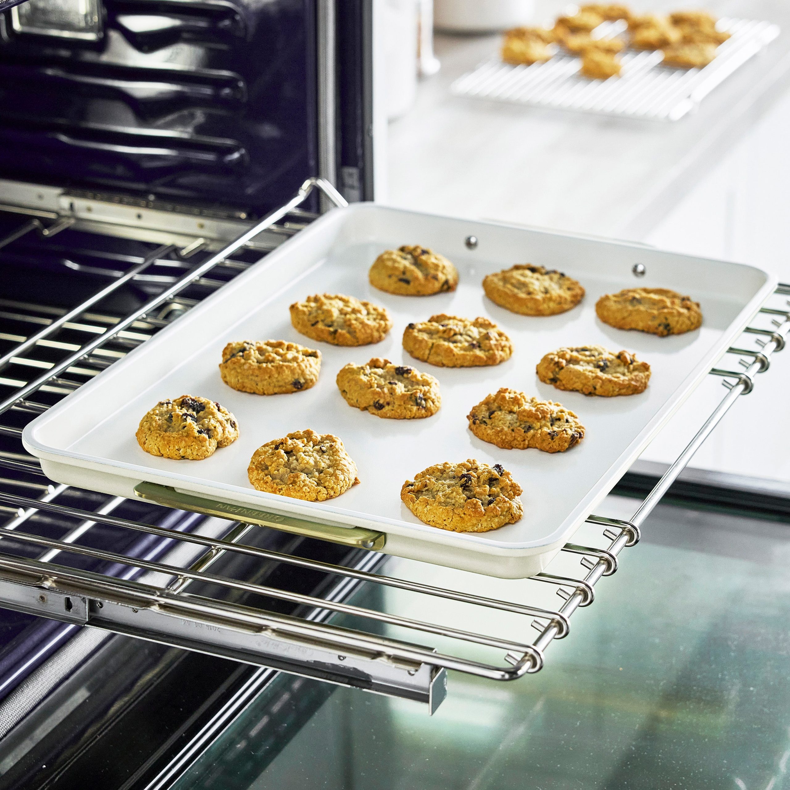 Reserve Bakeware 13 x 18 Half Sheet Pan with Cooling Rack | Cream - Image 6