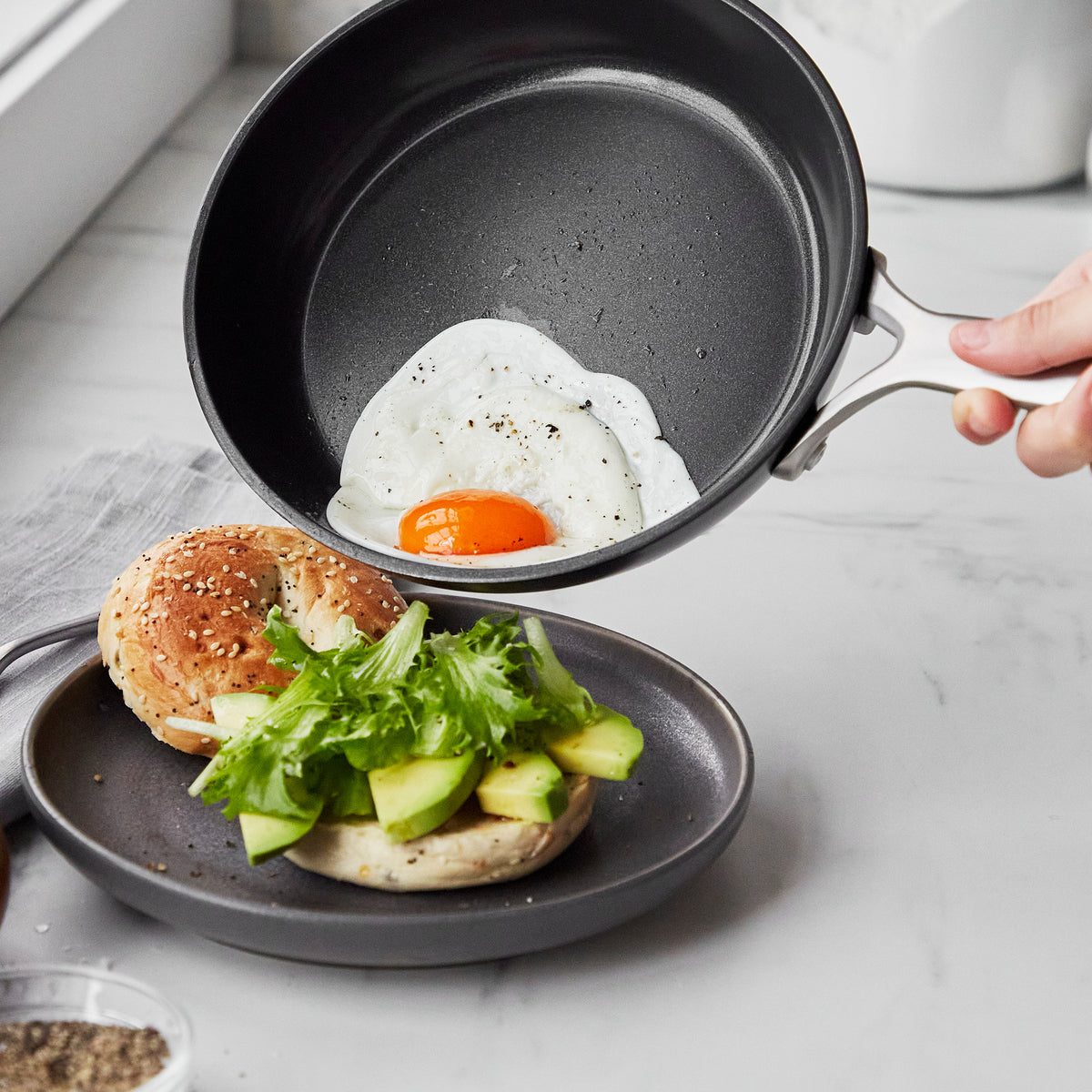 GP5 Infinite8 Ceramic Nonstick 9.5 and 11 Frypan Set - Image 7