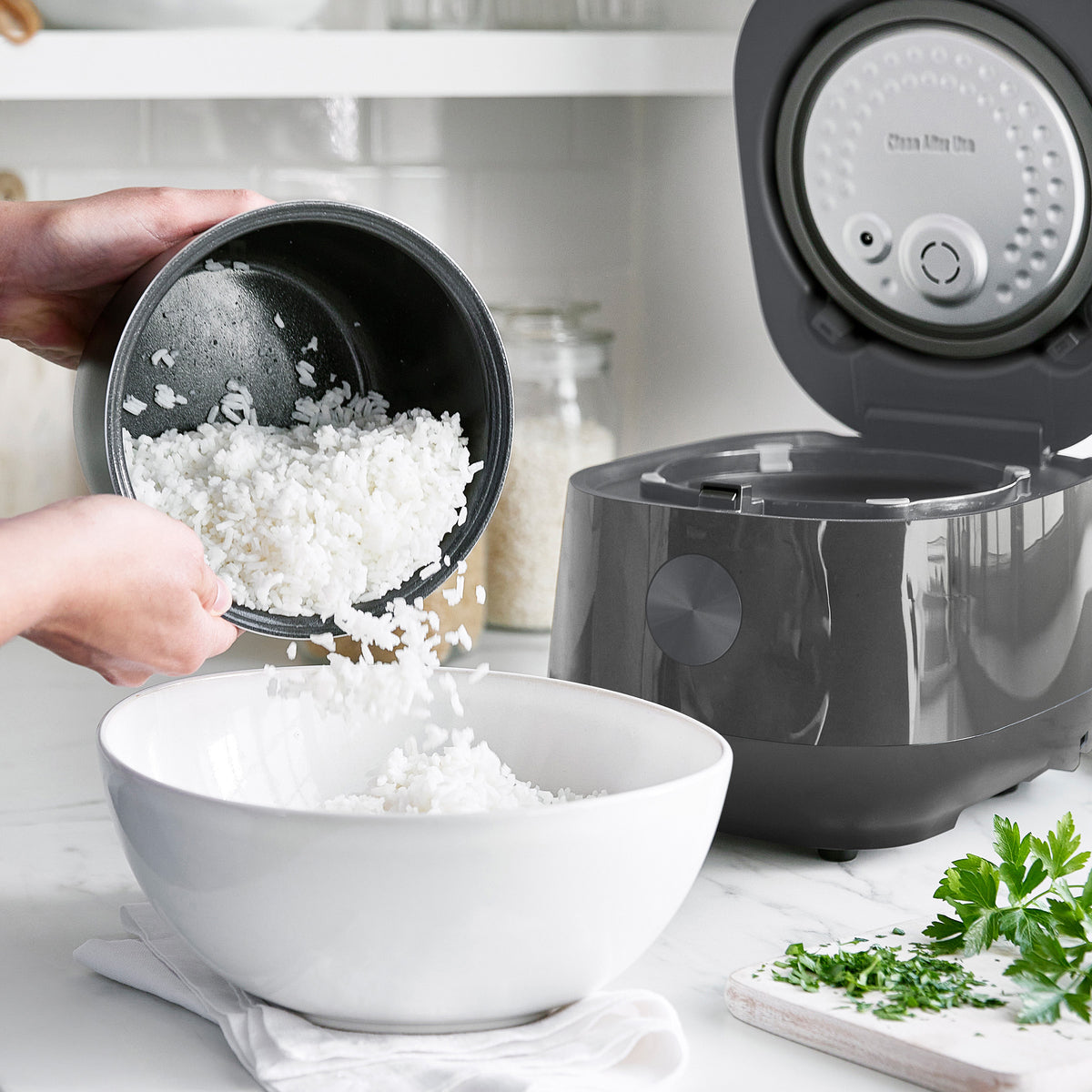 Bistro 8-Cup Carb-Reducing Rice Cooker | Graphite - Image 6