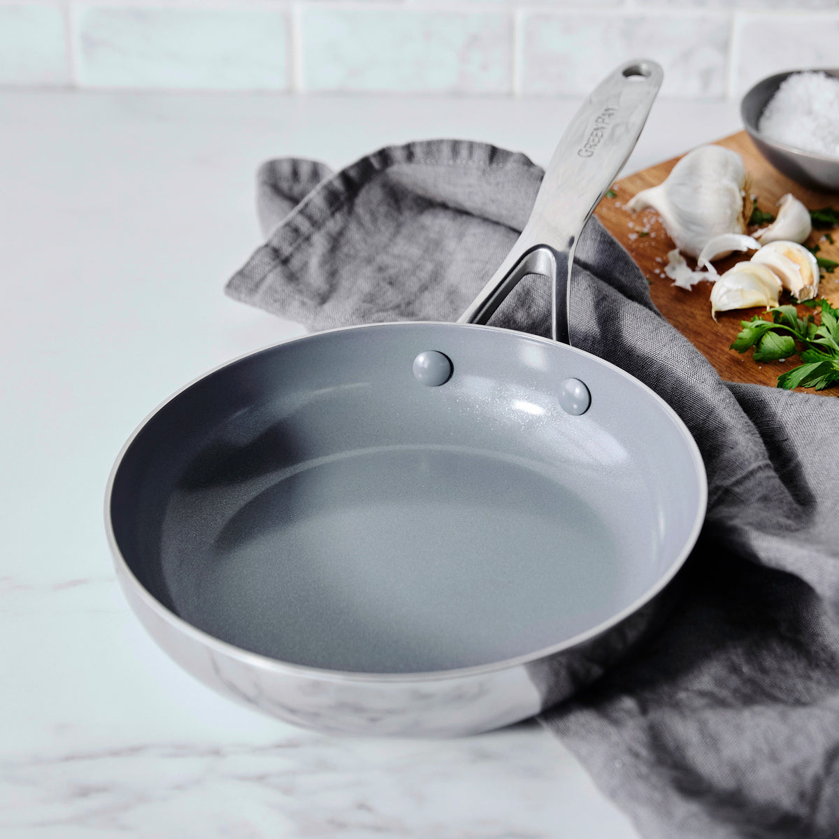 Valencia Pro Stainless Steel 8 Frypan - Image 2