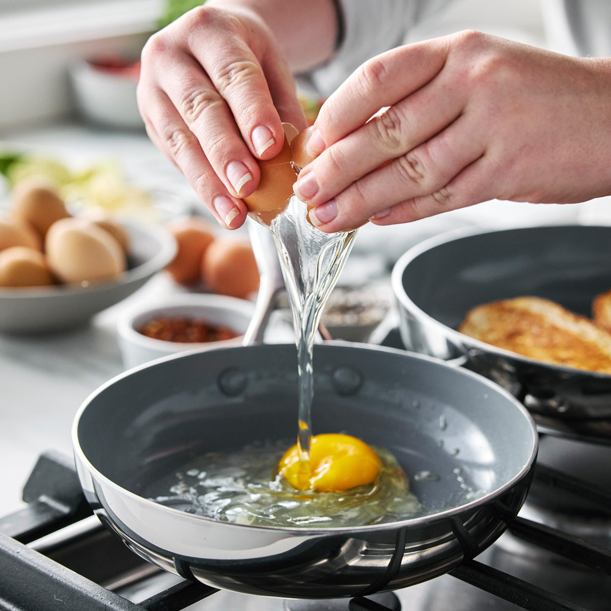 Valencia Pro Stainless Steel 8 and 10 Frypan Set - Image 5