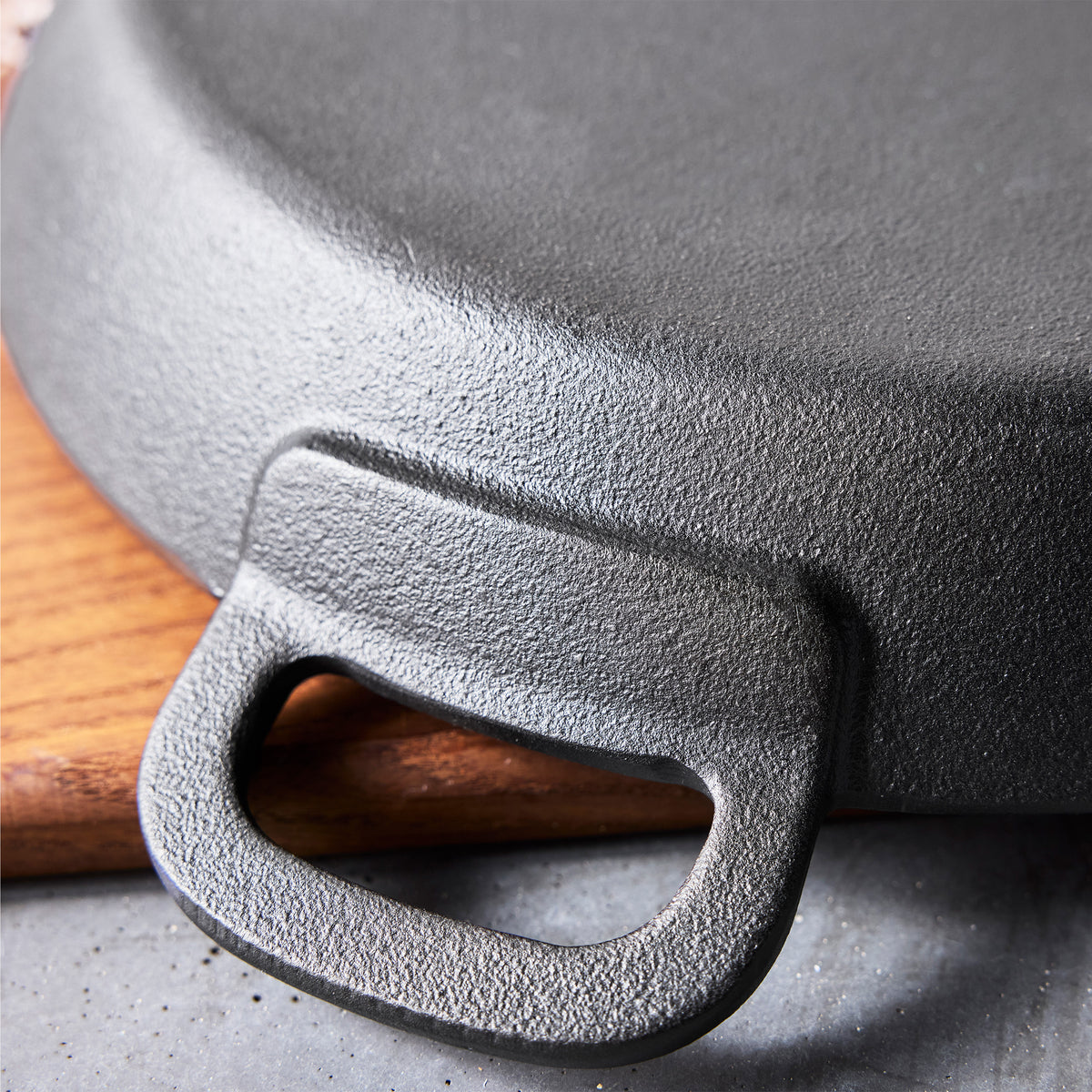 Bobby Flay by GreenPan 10 Cast Iron Frypan - Image 11