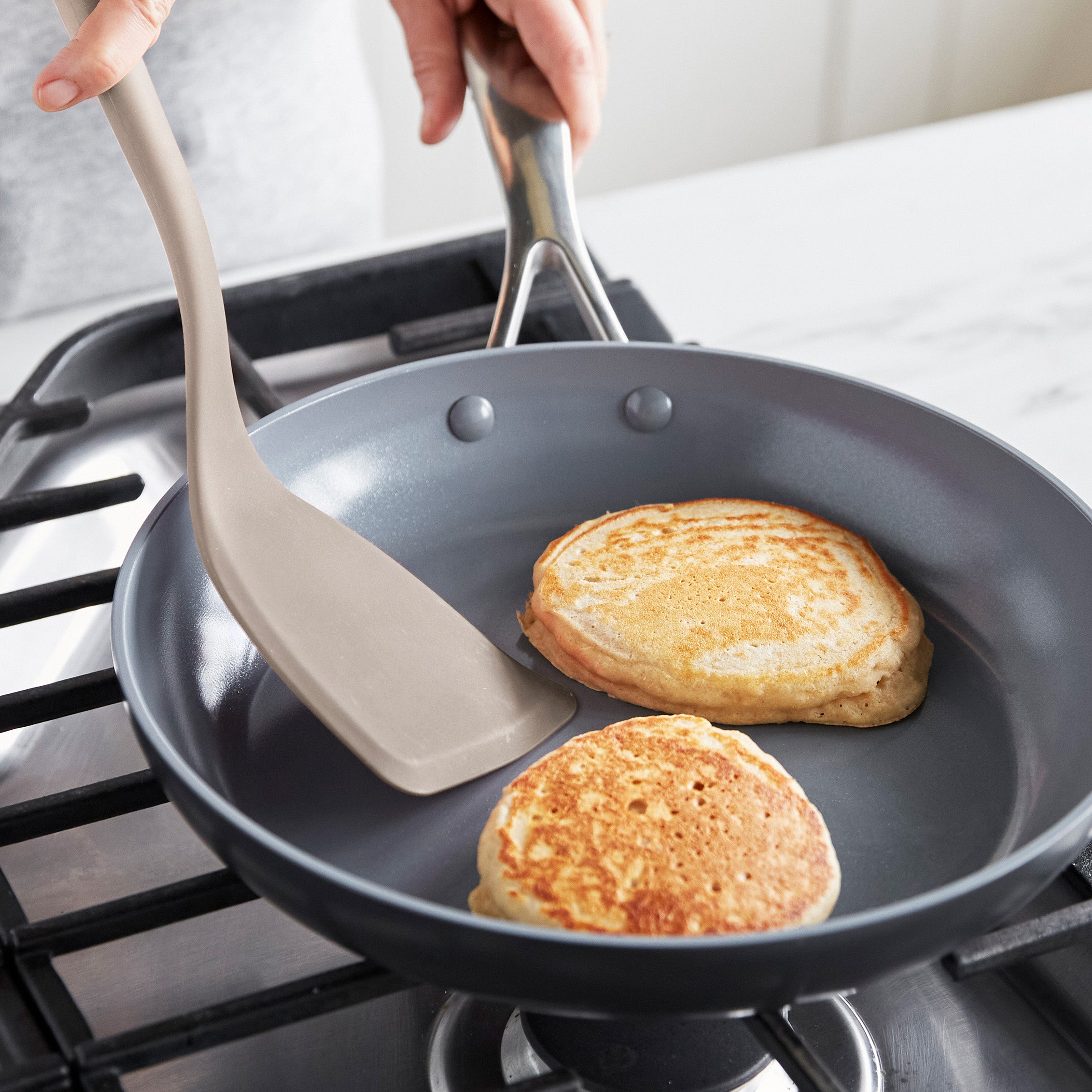 Platinum Silicone 7-Piece Utensil and Crock Set | Taupe - Image 5