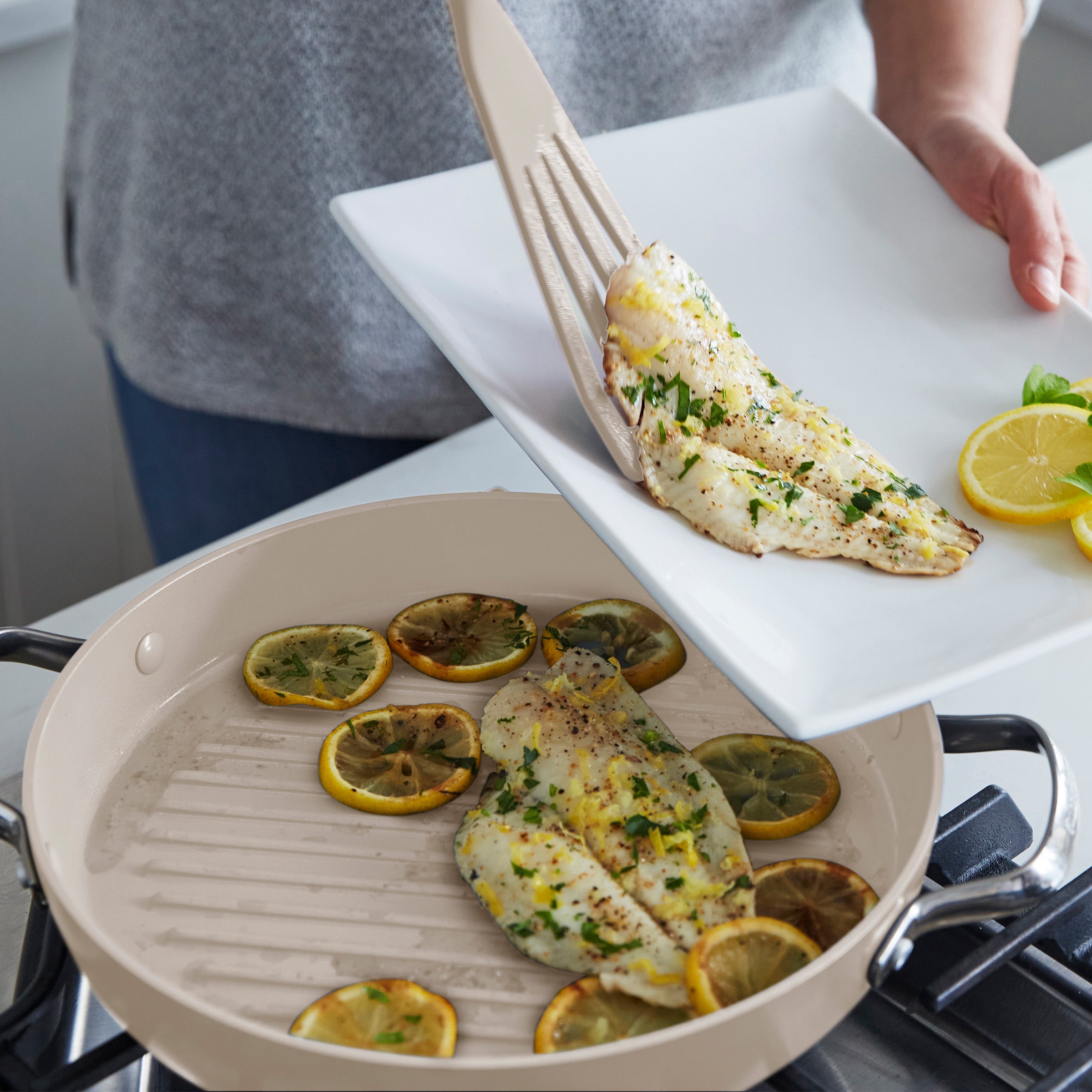 Platinum Silicone 7-Piece Utensil and Crock Set | Taupe - Image 7