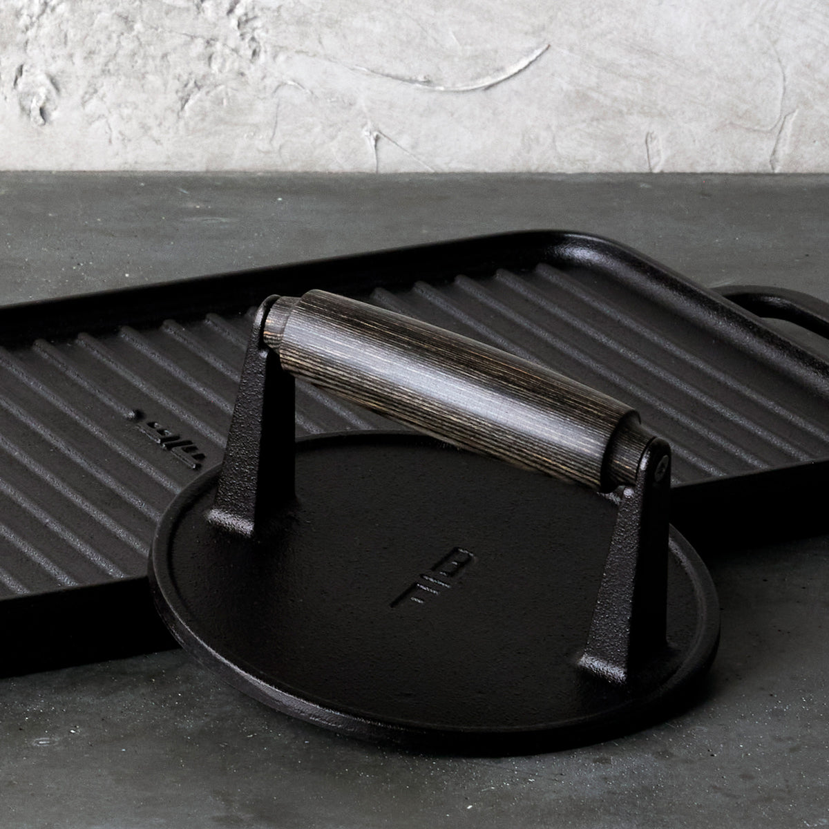 Bobby Flay by GreenPan 6.5 Cast Iron Round Grill Press - Image 6