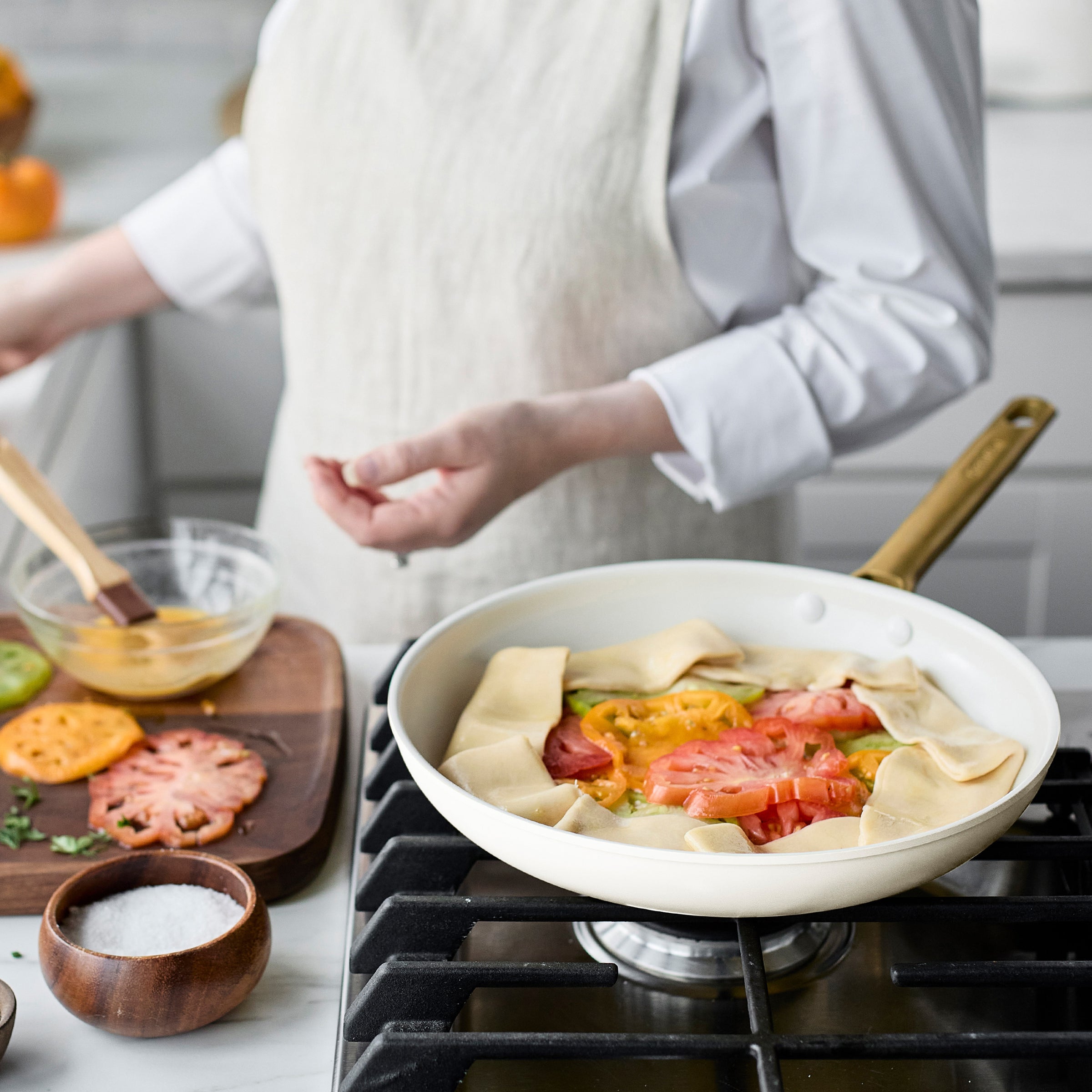 Reserve Pro Ceramic Nonstick 10-Piece Cookware Set | Cream - Image 14
