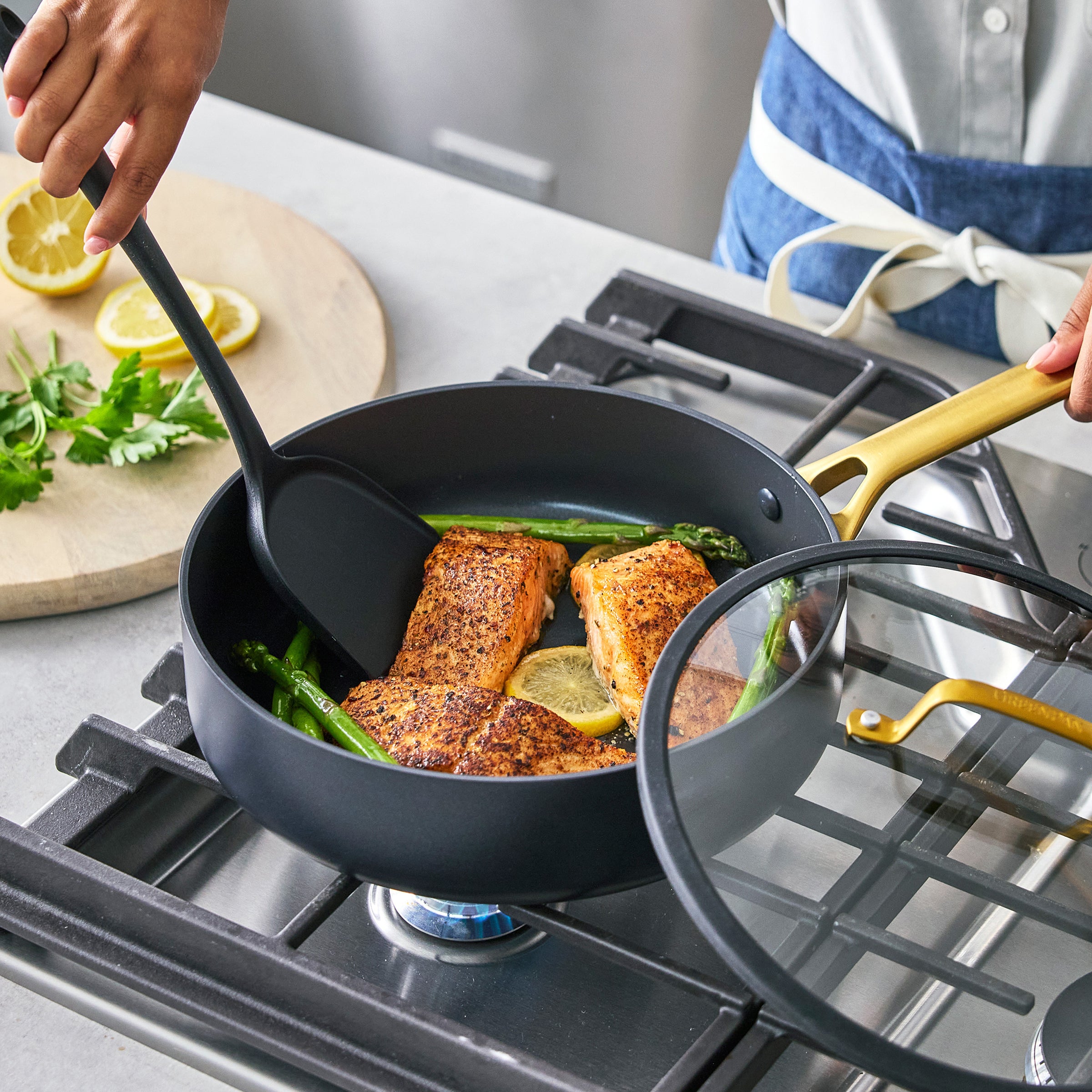 Reserve Pro Ceramic Nonstick 11-Piece Cookware Set | Black - Image 9