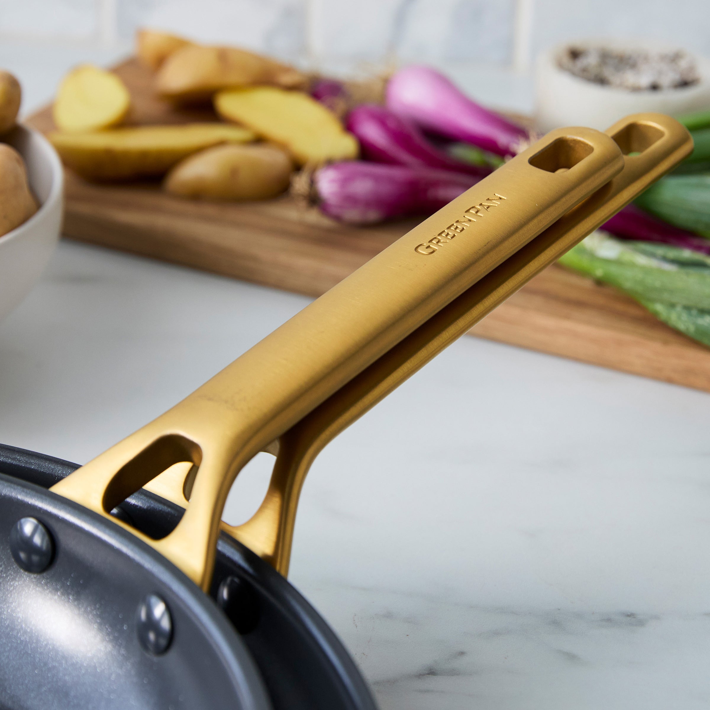 Reserve Pro Ceramic Nonstick 11-Piece Cookware Set | Black - Image 12