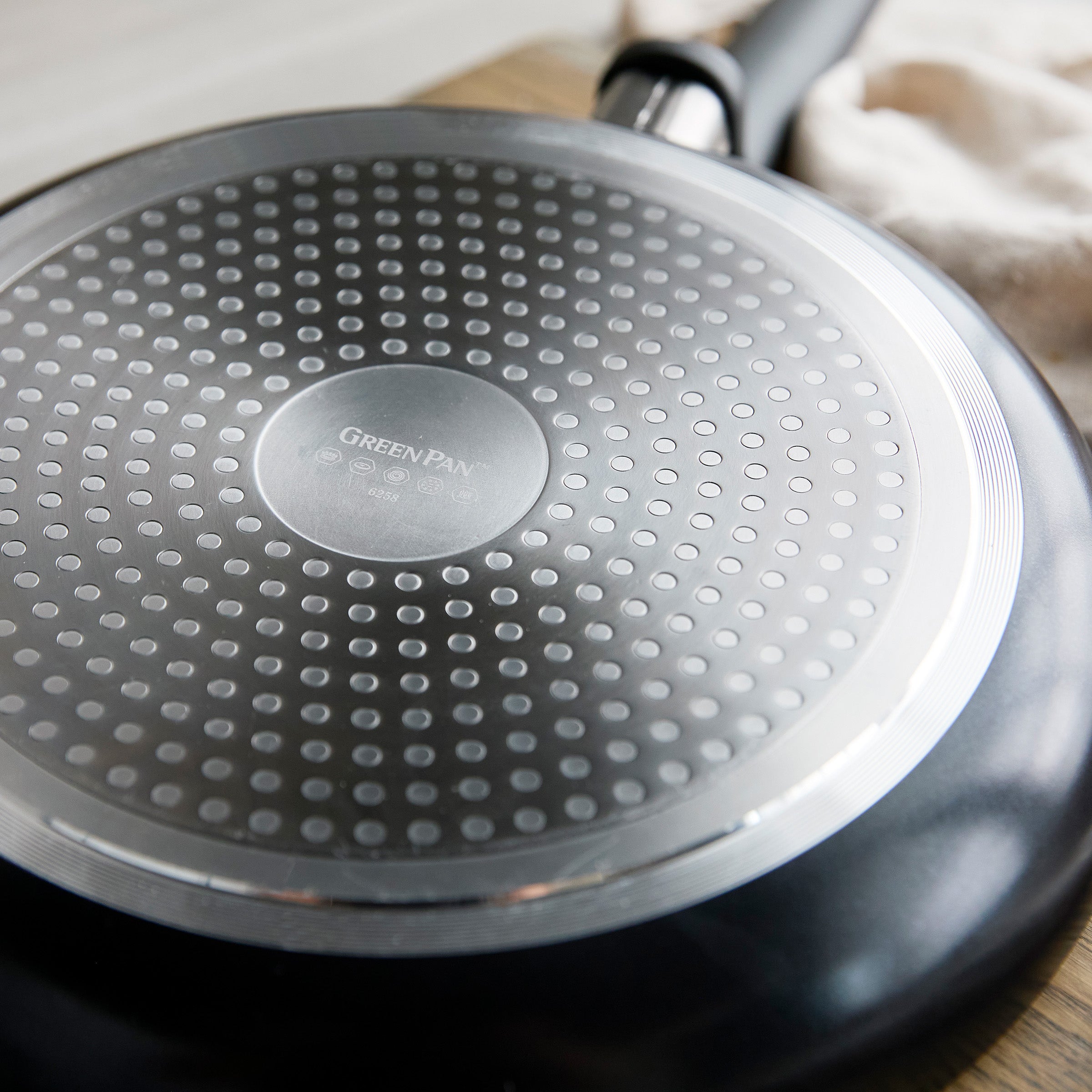 Rio Advanced Ceramic Nonstick 10 Frypan | Black - Image 7