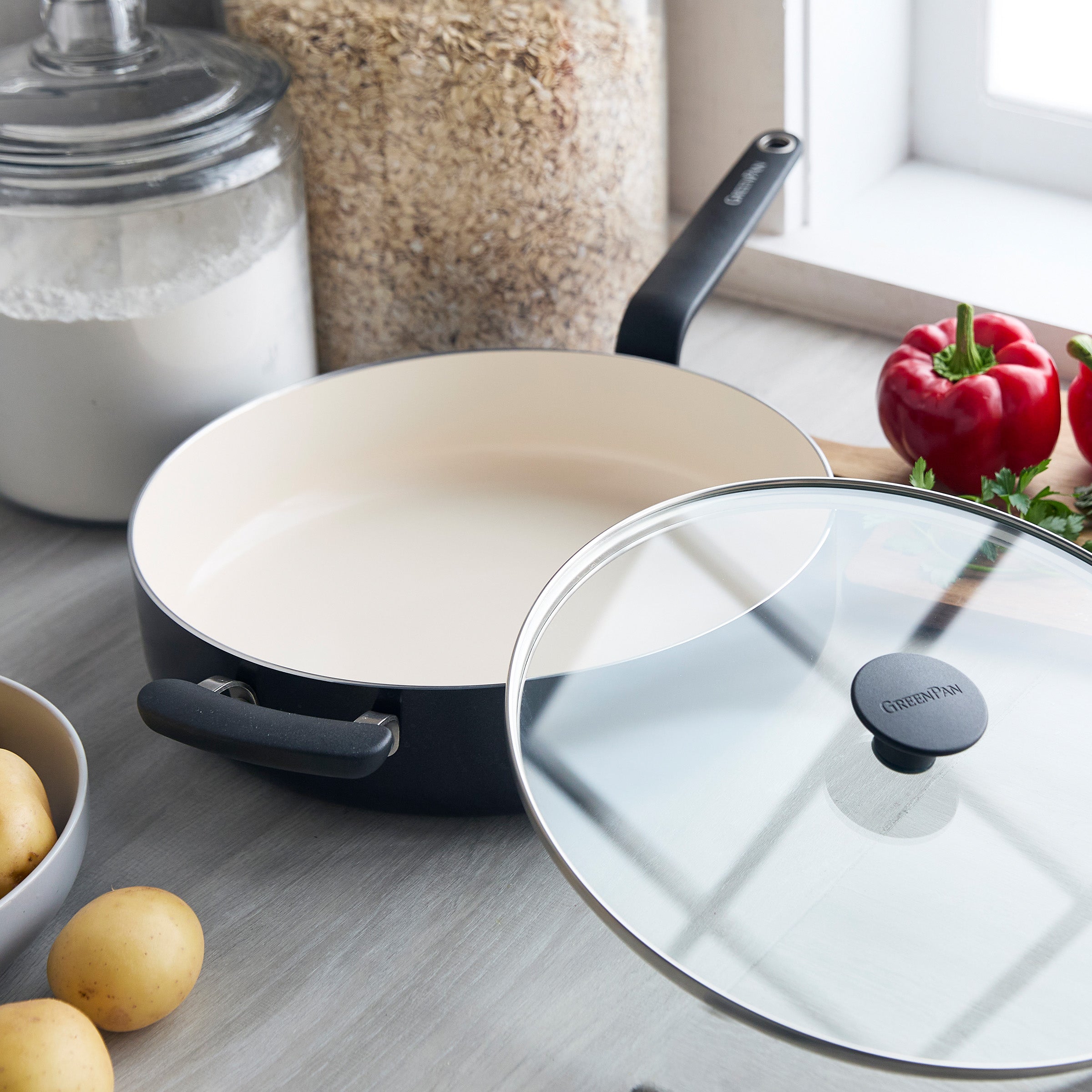 Rio Advanced Ceramic Nonstick 5-Quart Sauté Pan with Lid | Black - Image 3