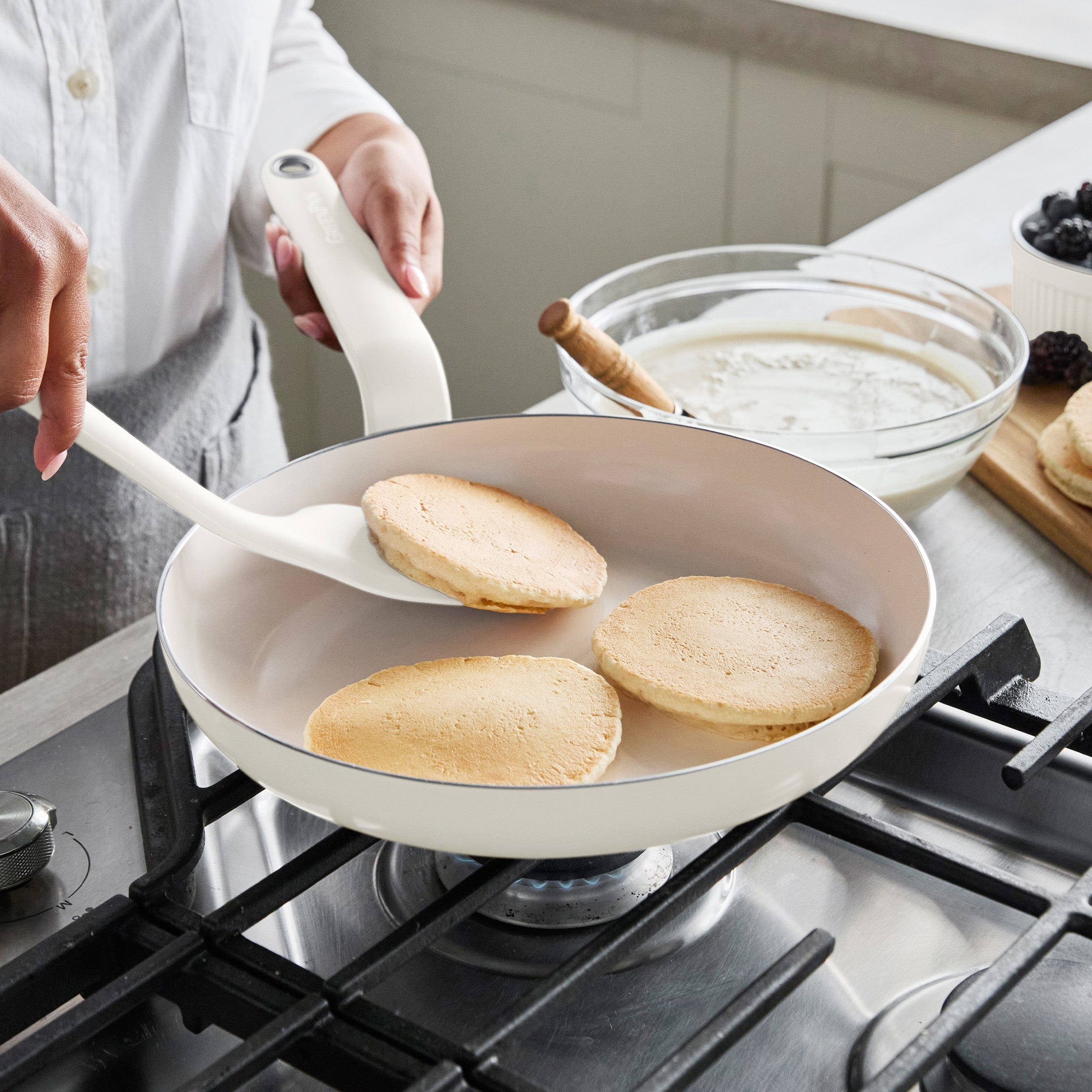 Rio Advanced Ceramic Nonstick 10 & 12 Frypan Set | Cream - Image 3