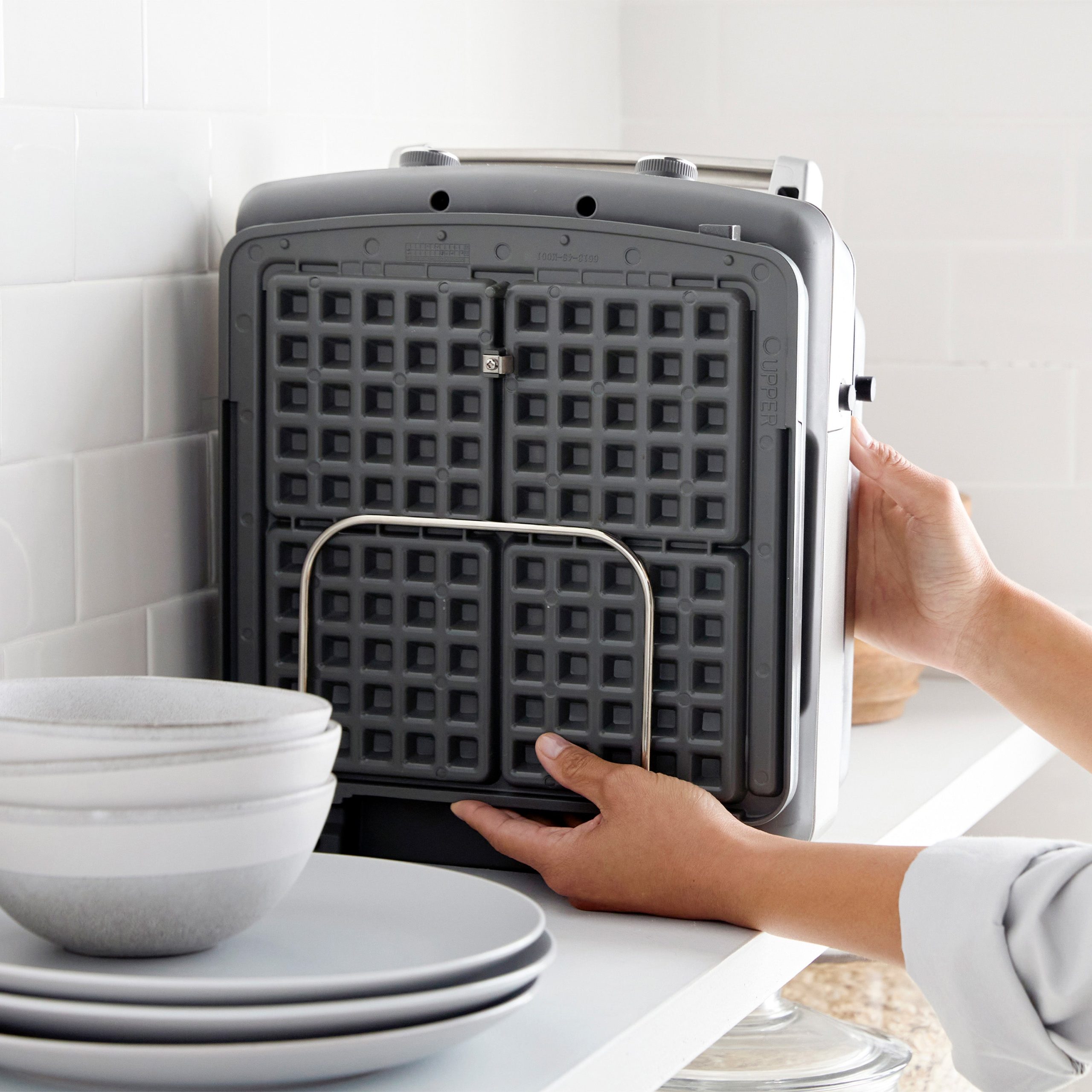 Elite Ceramic Nonstick 4-Square Waffle Maker | Premiere Stainless Steel - Image 9