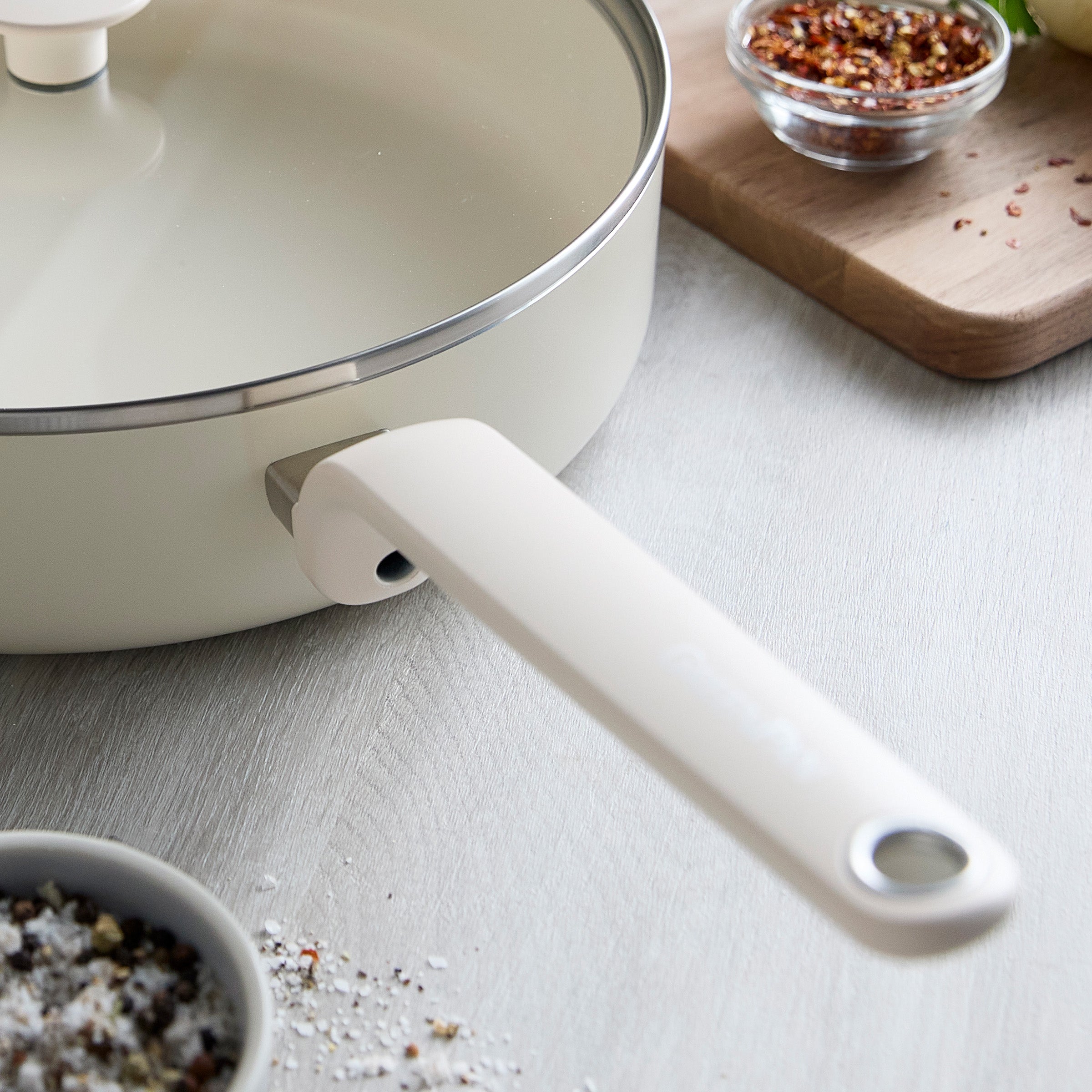 Rio Advanced Ceramic Nonstick 5-Quart Sauté Pan with Lid | Cream - Image 6