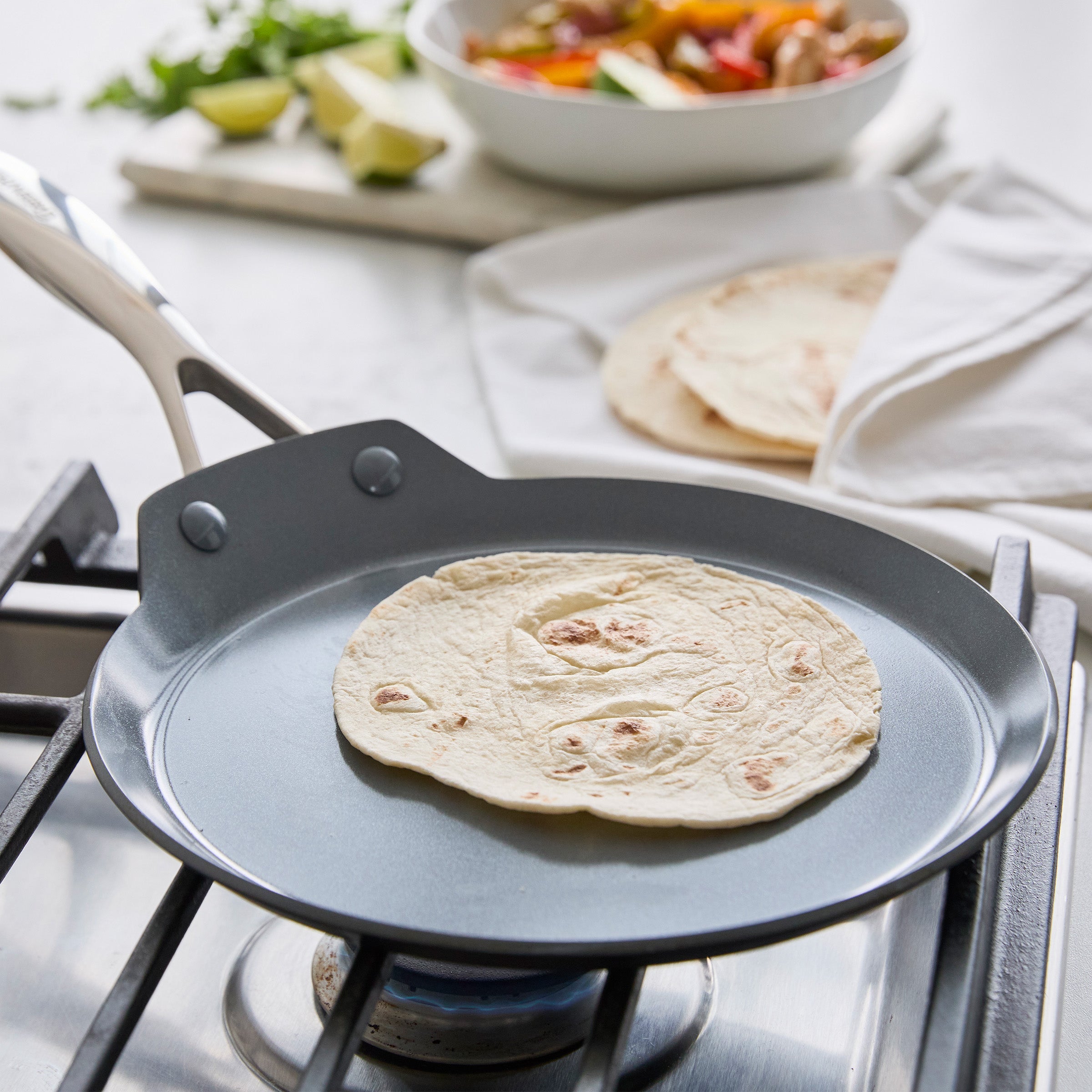 Valencia Pro Ceramic Nonstick 9.5 Crepe Pan - Image 7