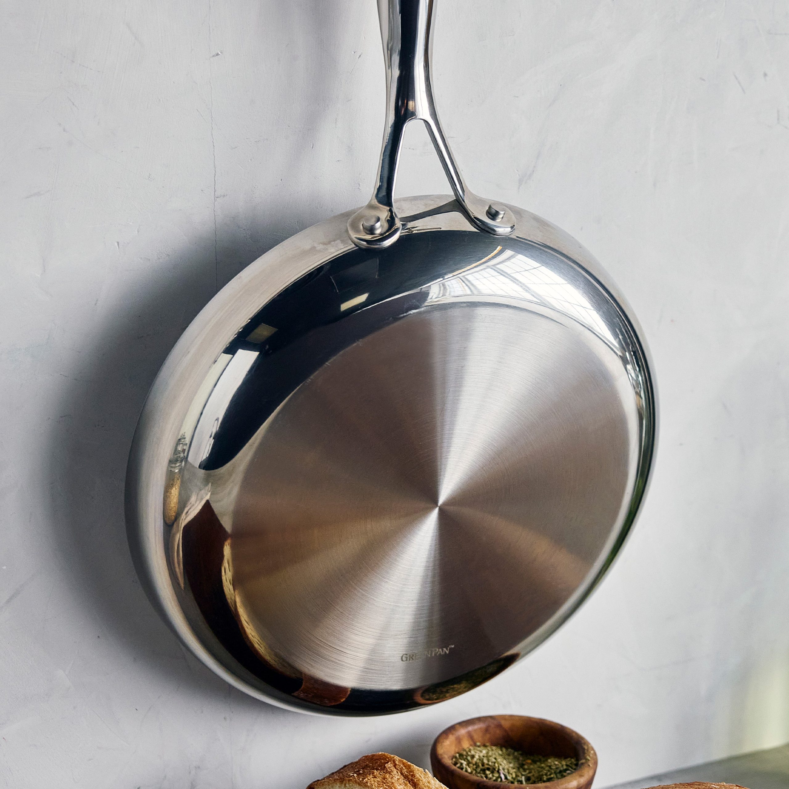 Valencia Pro Stainless Steel Uncoated 10 Frypan - Image 5