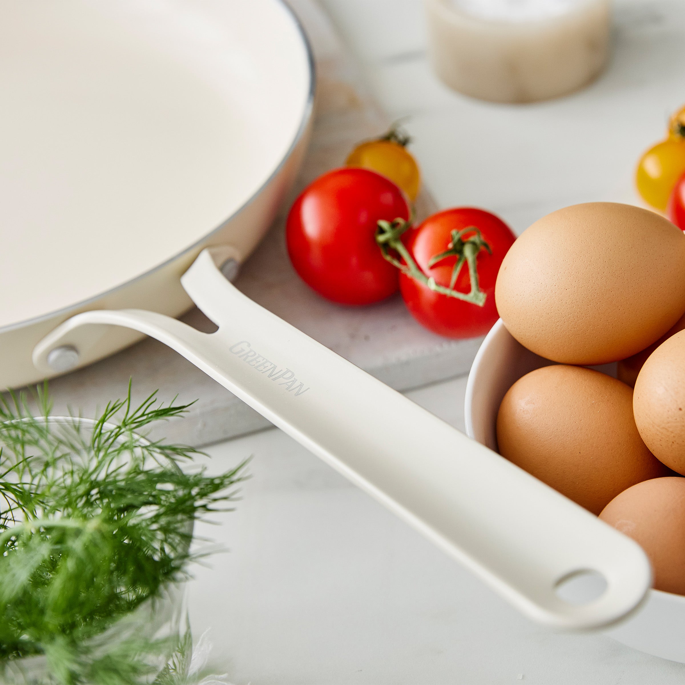 Nova Gallery Ceramic Nonstick 8 and 10 Frypan Set | Cream - Image 8