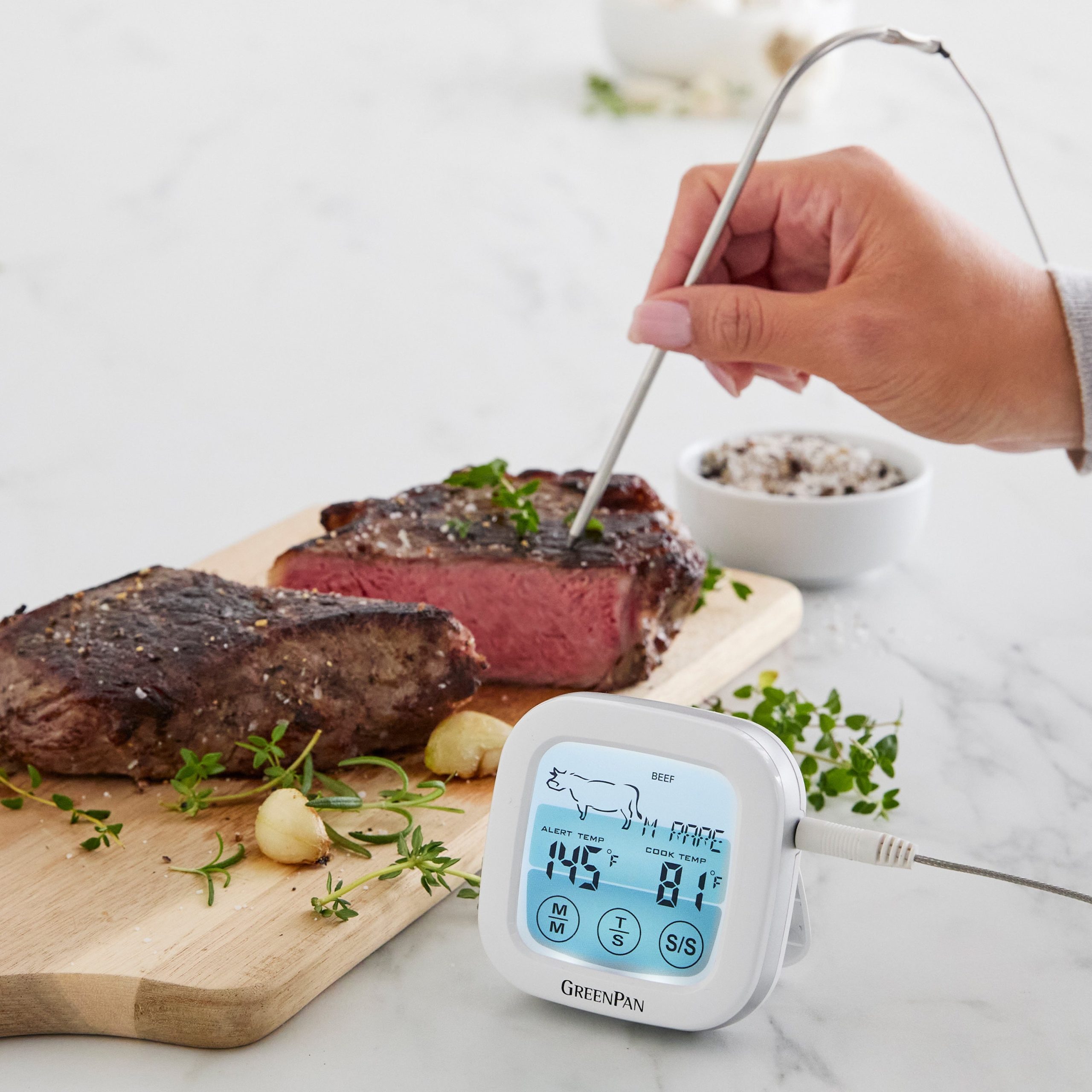 AccuRead Digital Oven Thermometer and Timer - Image 5