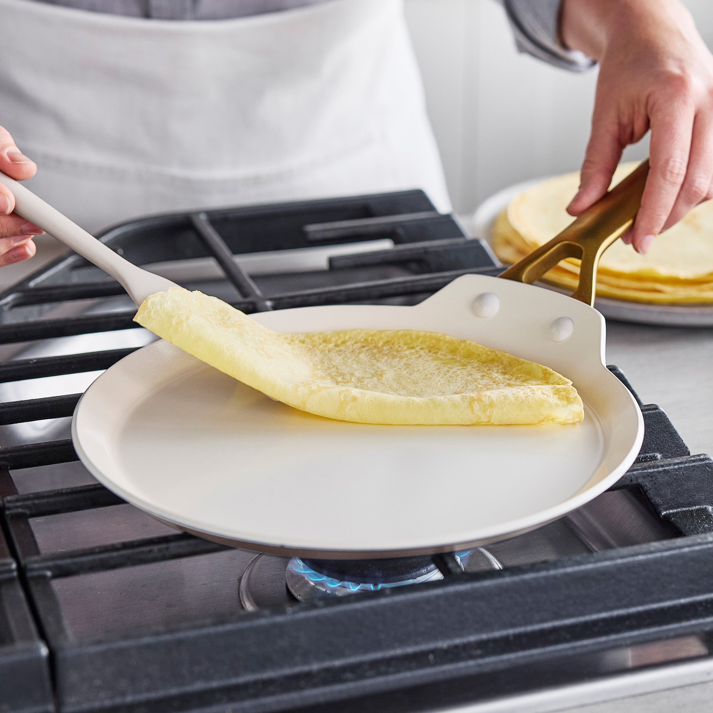 Reserve Pro Ceramic Nonstick 10 Crepe Pan | Oyster - Image 7