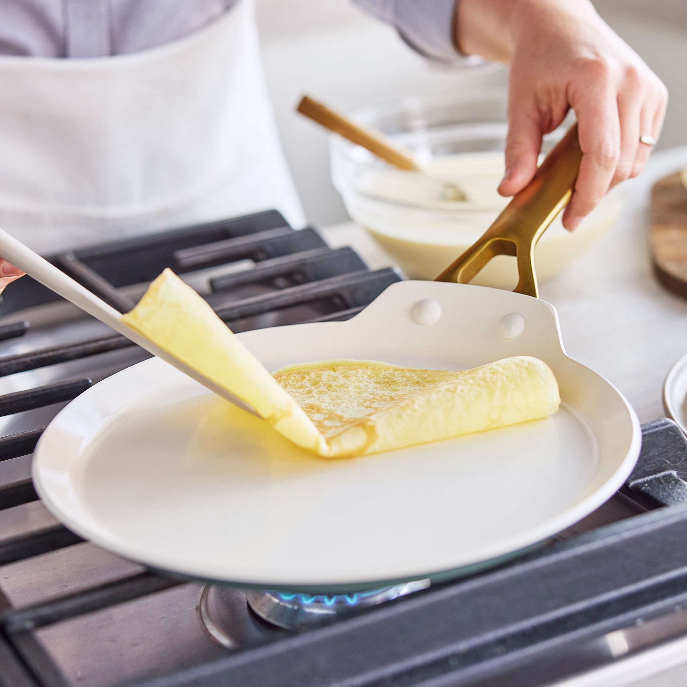 Reserve Pro Ceramic Nonstick 10 Crepe Pan | Moss - Image 8