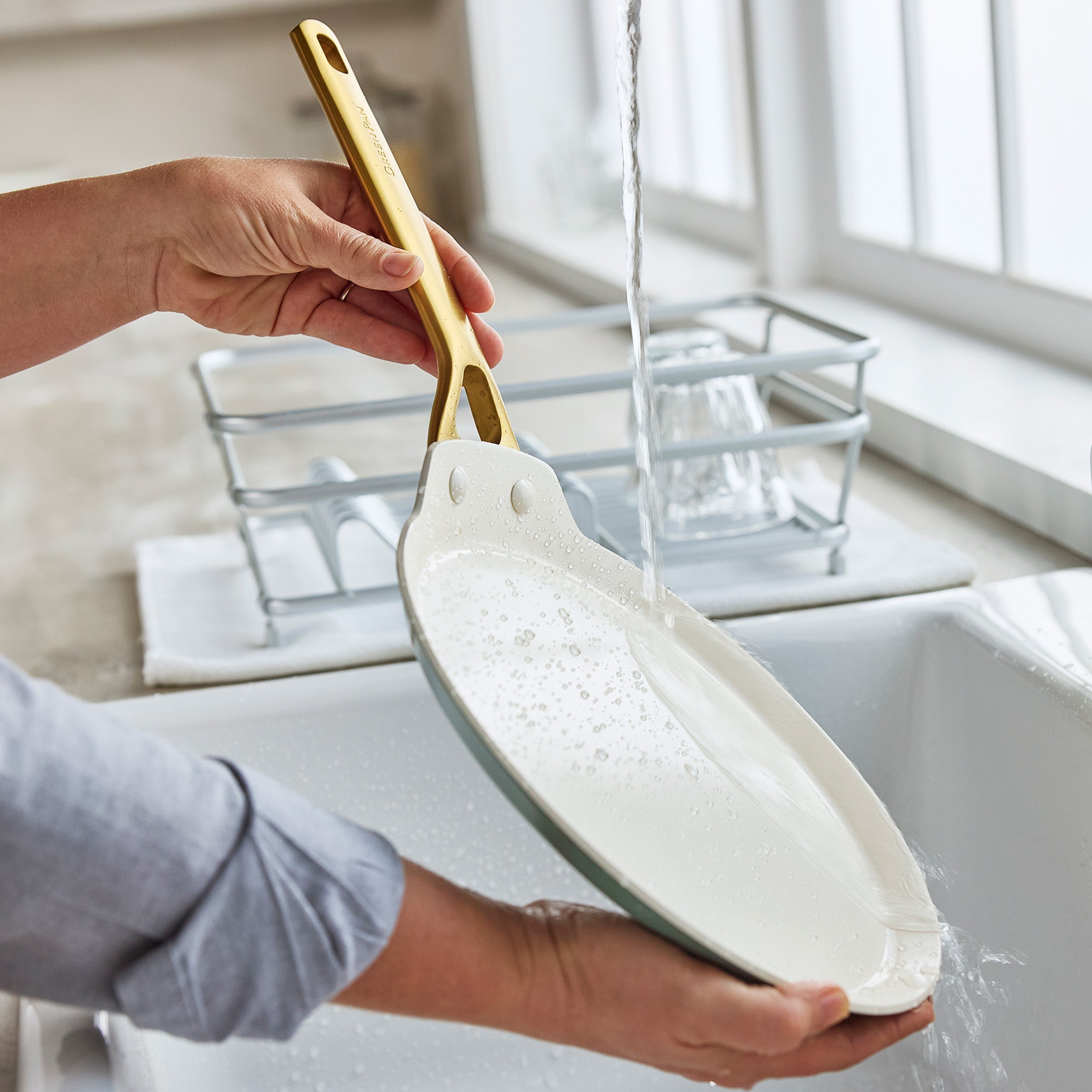 Reserve Pro Ceramic Nonstick 10 Crepe Pan | Moss - Image 9