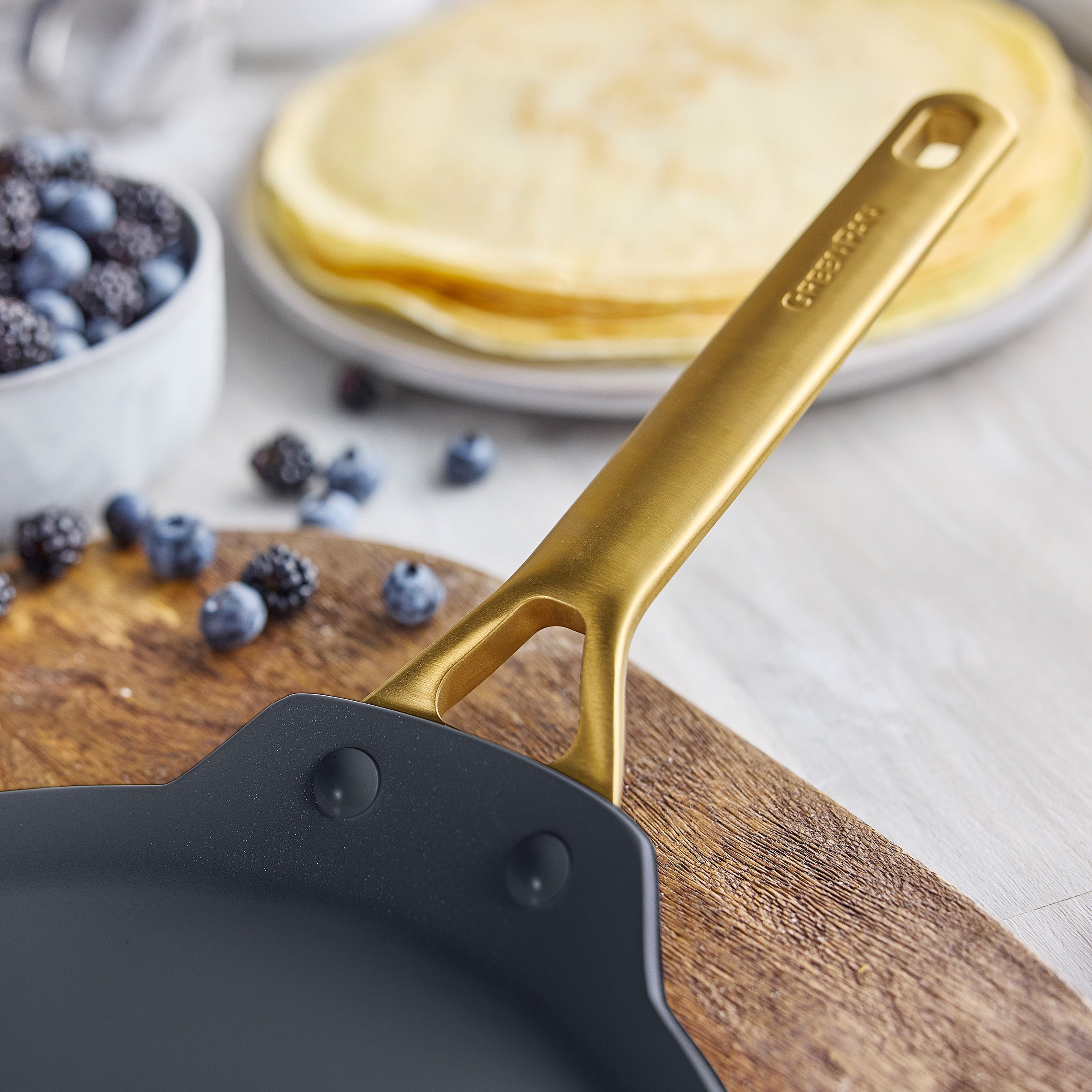 Reserve Pro Ceramic Nonstick 10 Crepe Pan | Black - Image 5