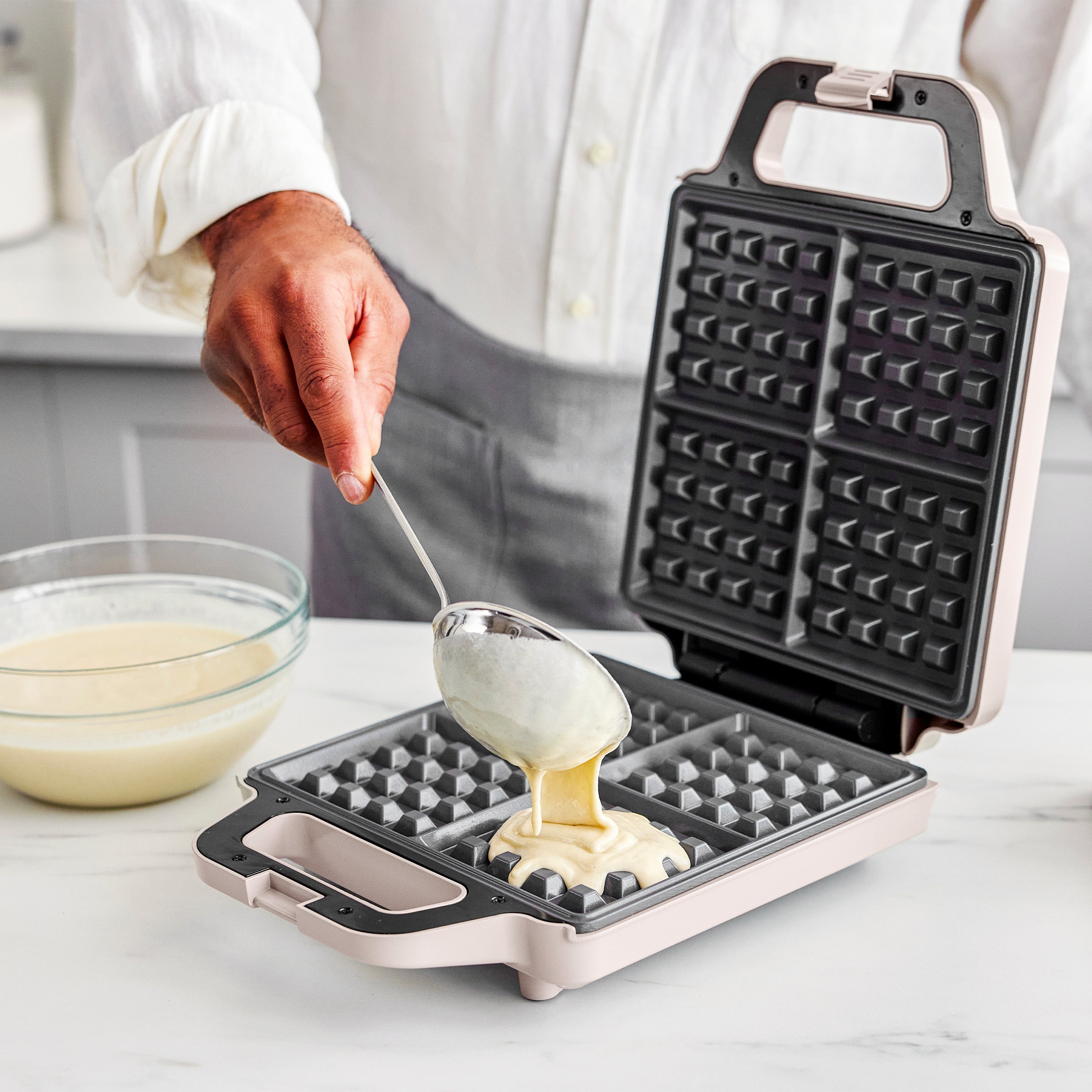 Advanced 4-Square Waffle Maker | Clay - Image 3