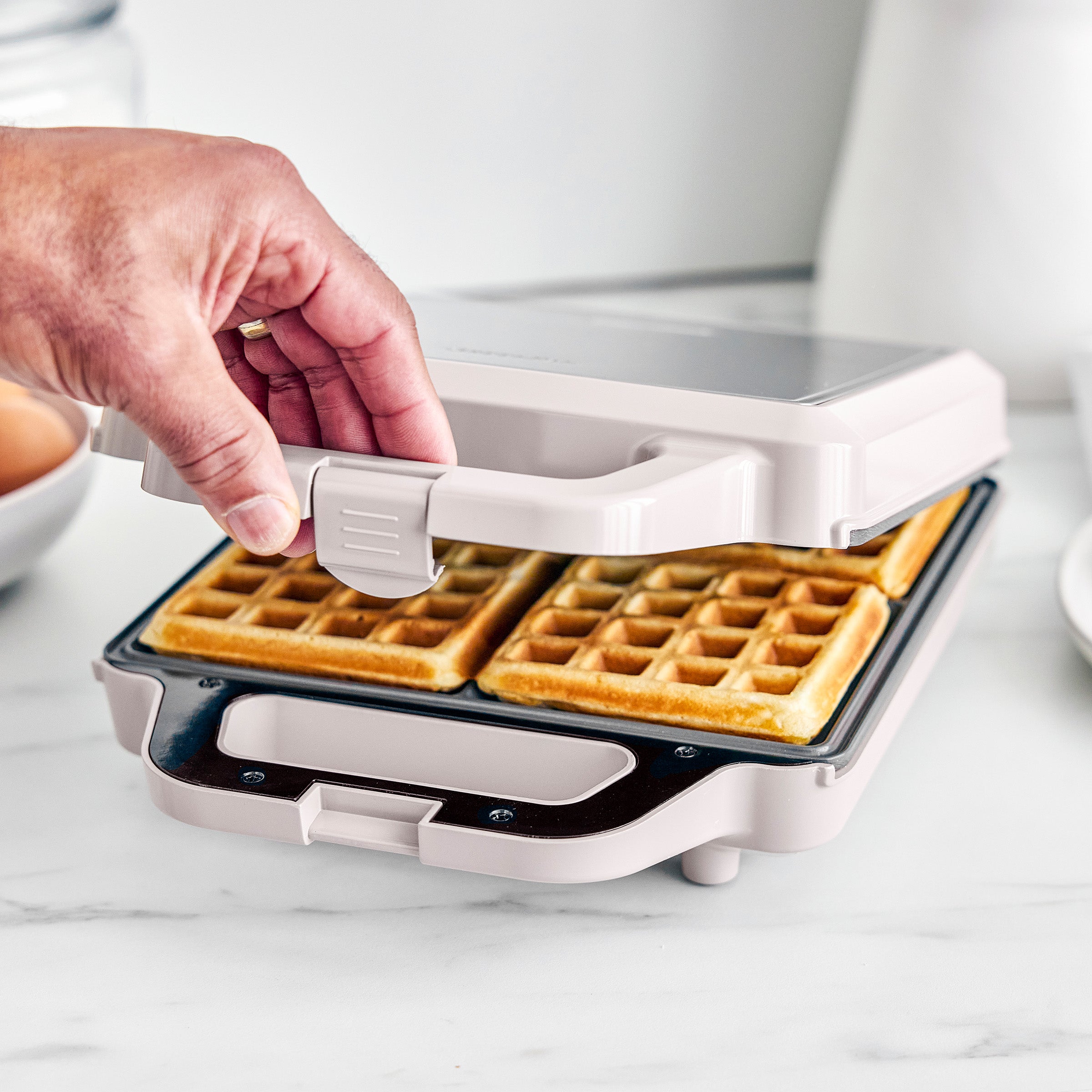 Advanced 4-Square Waffle Maker | Clay - Image 5